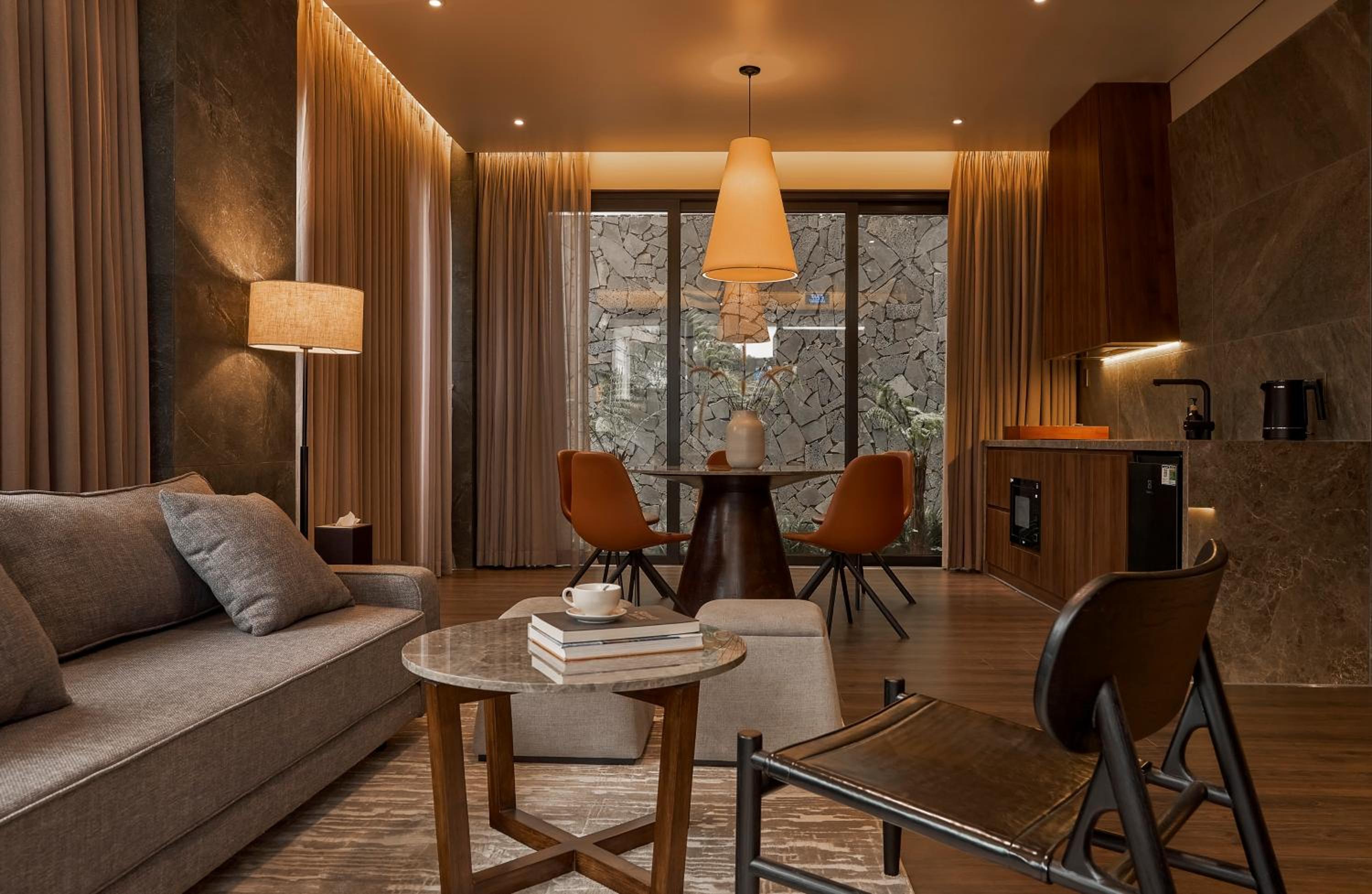 Three-Bedroom Apartment - Photo 18