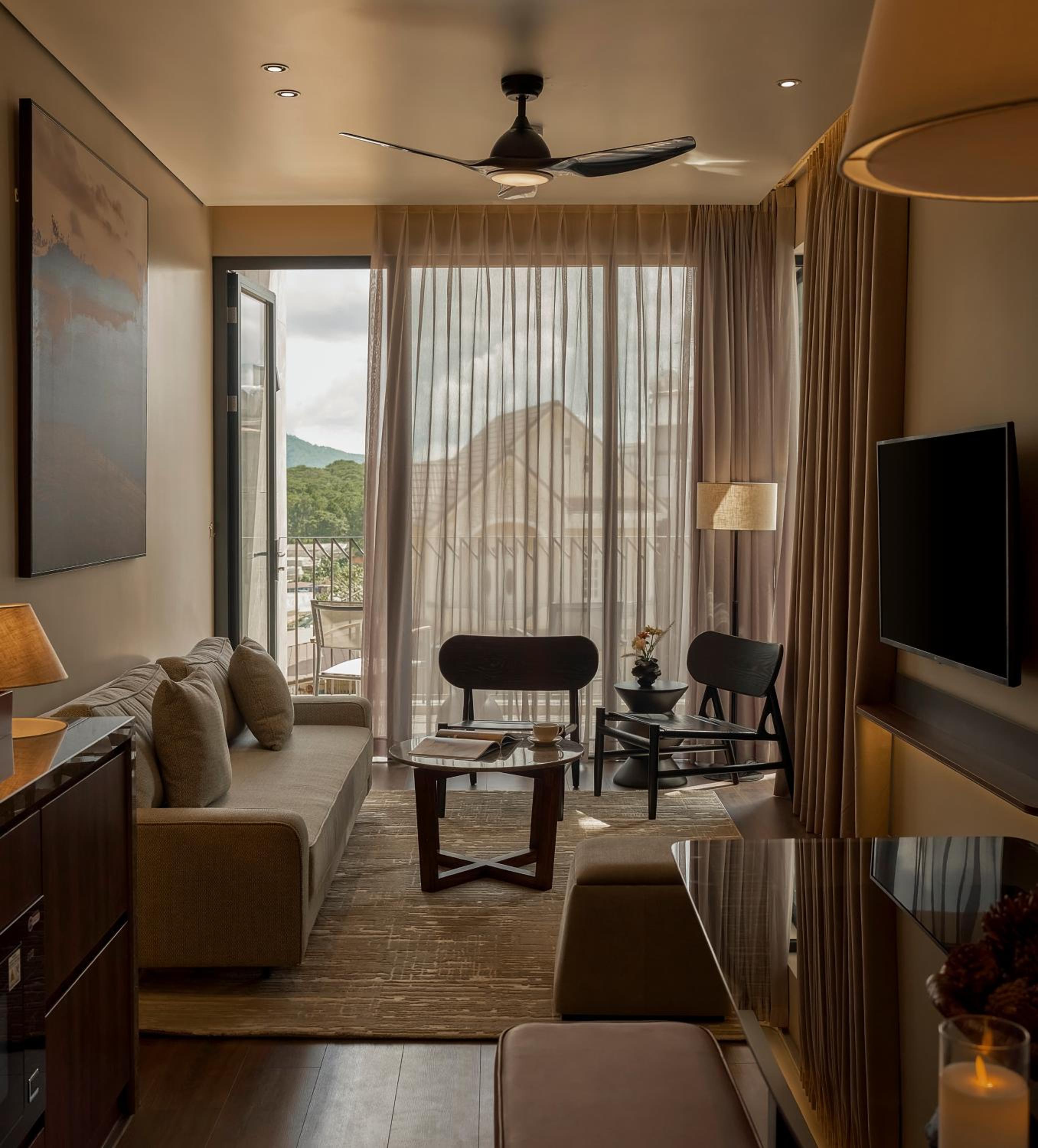 Three-Bedroom Apartment with Balcony - Photo 1