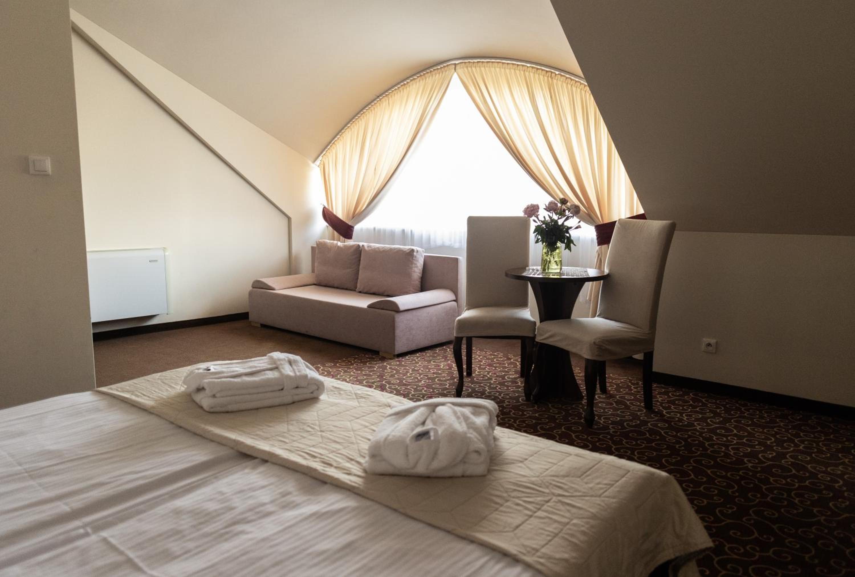 Junior Suite - Photo 2