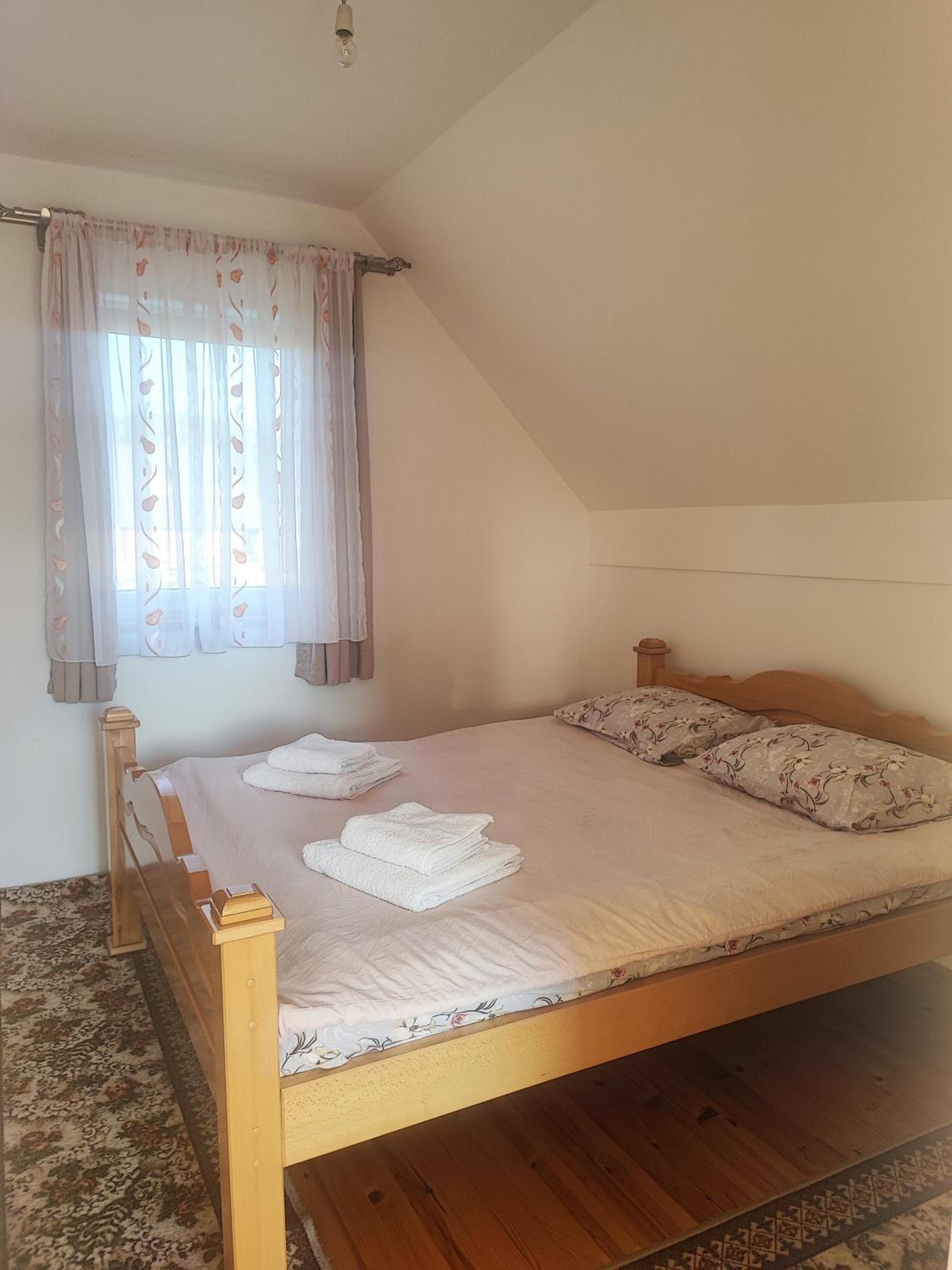 Three-Bedroom House photo 2