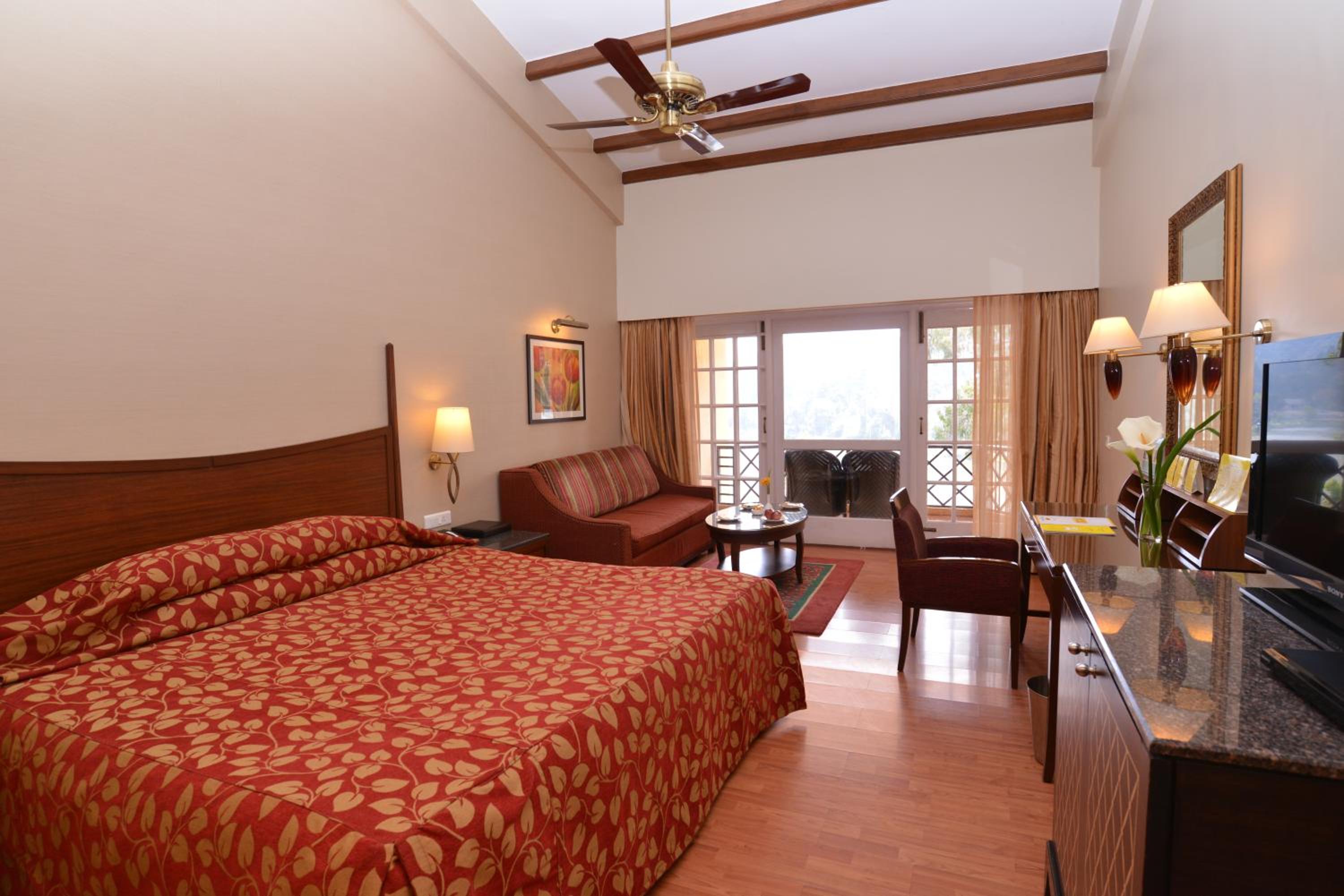 Premium Suite Cottage - Book & Unlock Exclusive Offers - Photo 1