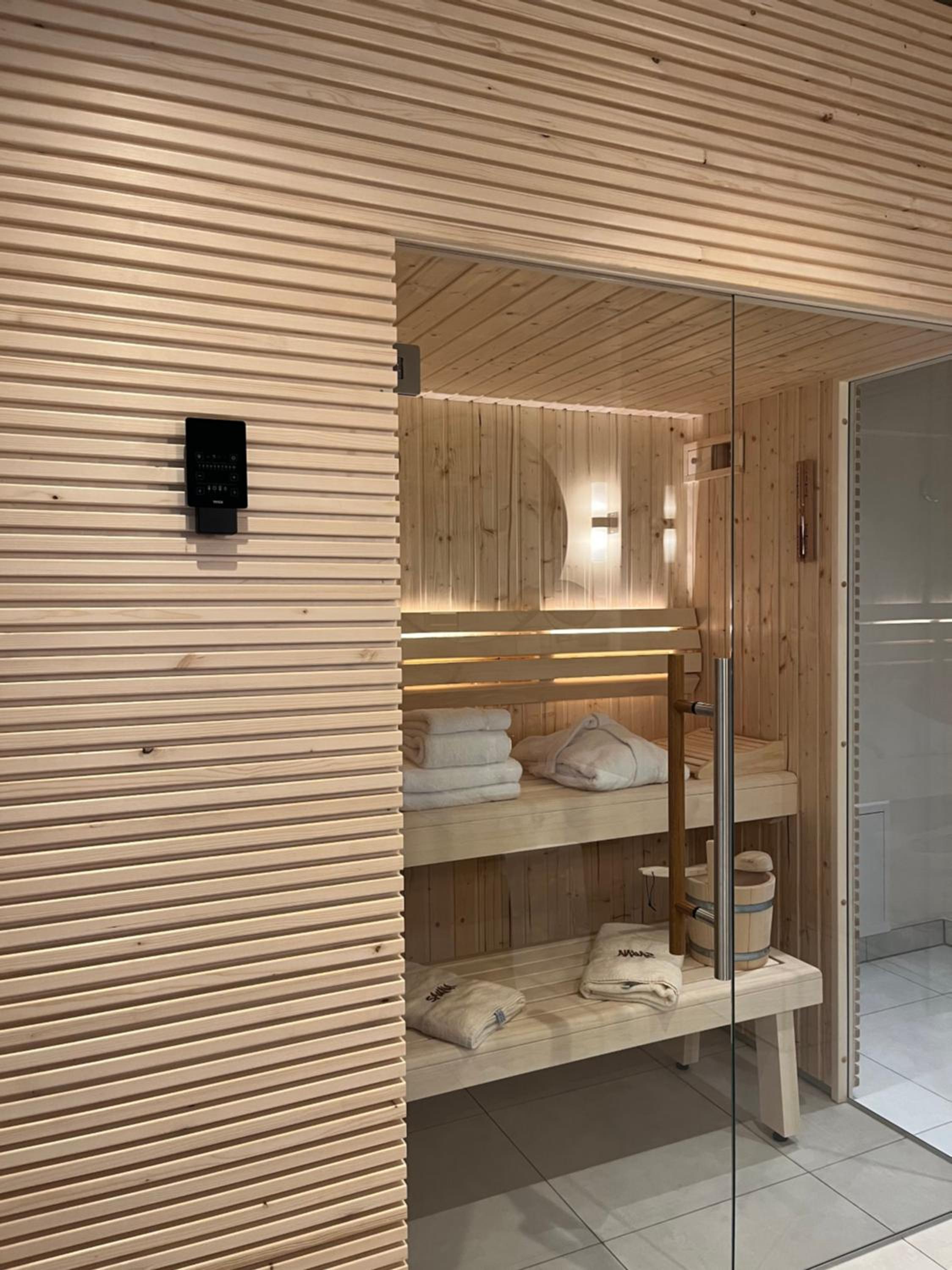 Suite with Sauna photo 3