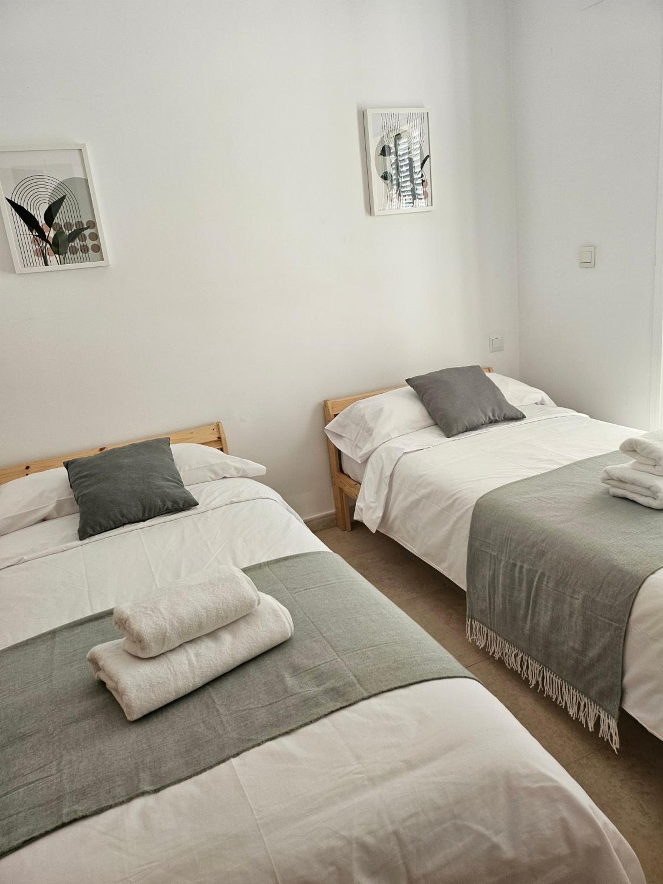 Three-Bedroom House photo 2