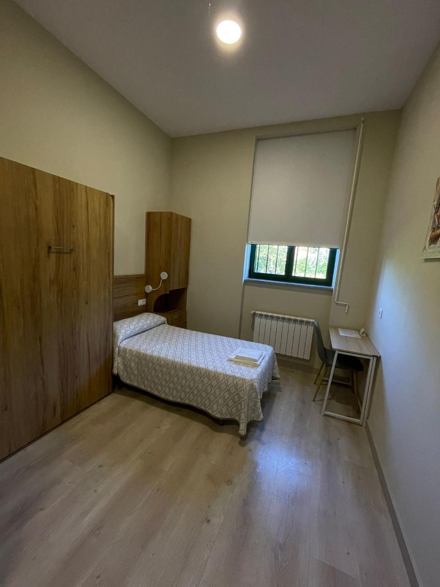 Single Room photo 3