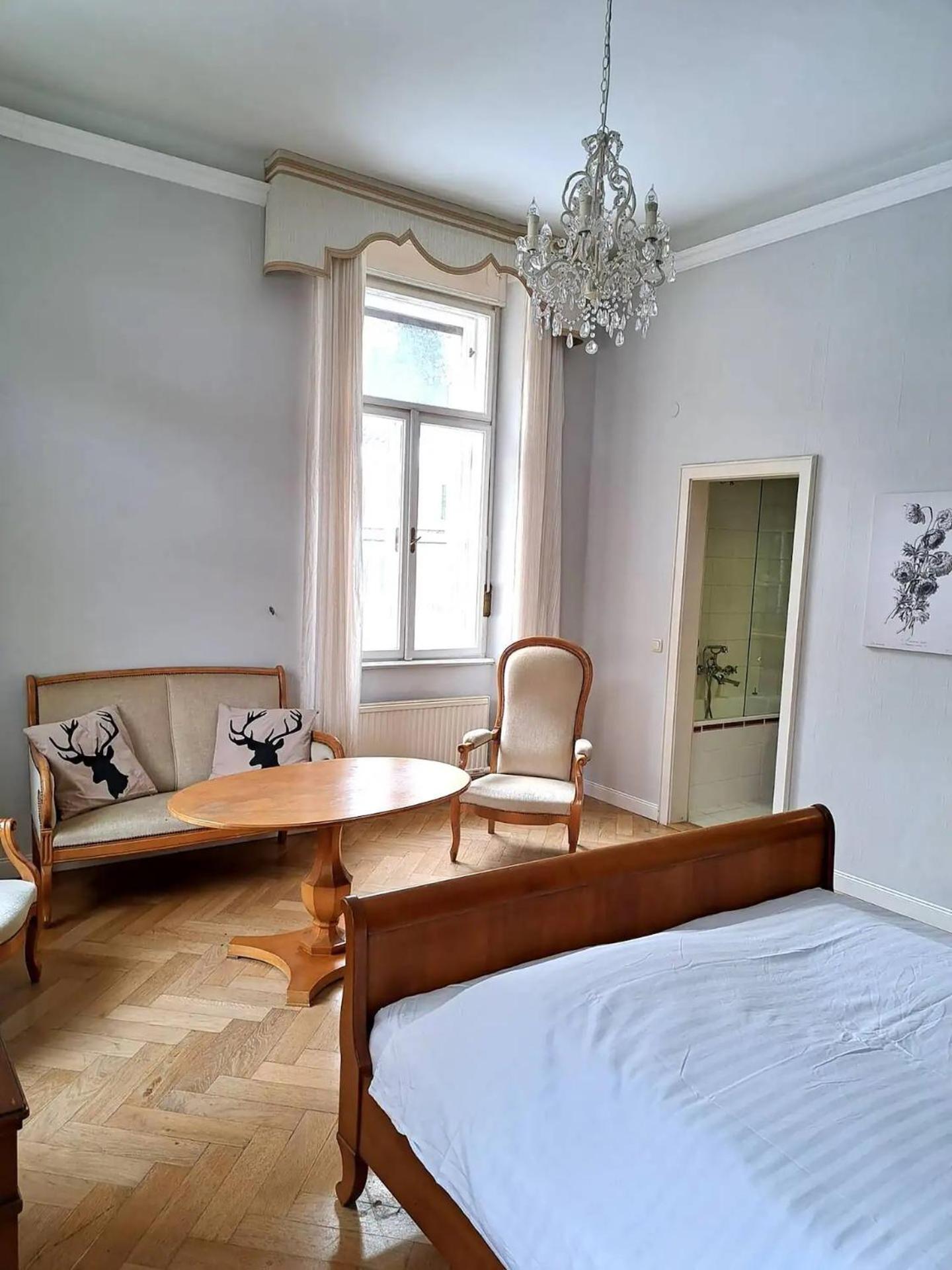 Suite photo 1