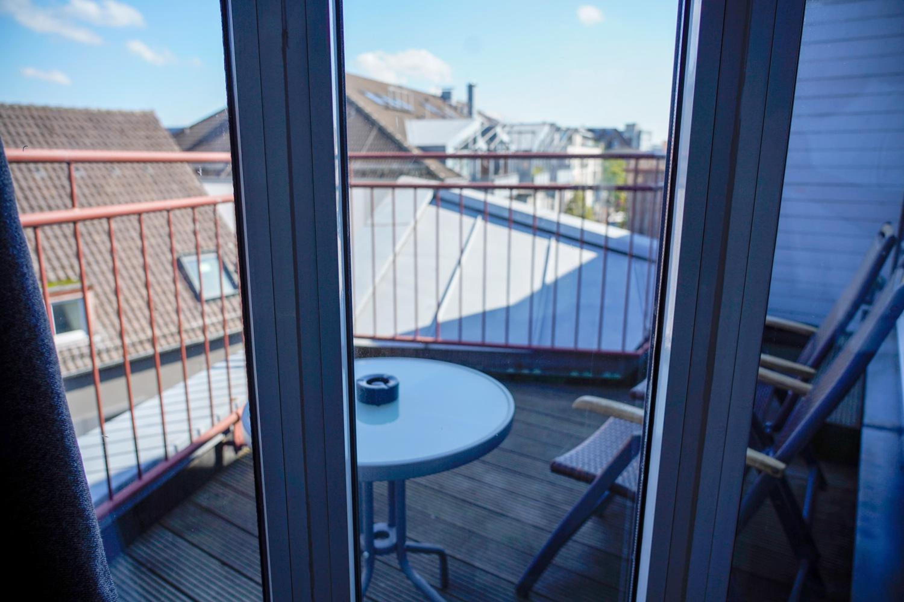 Studio With Balcony photo 3