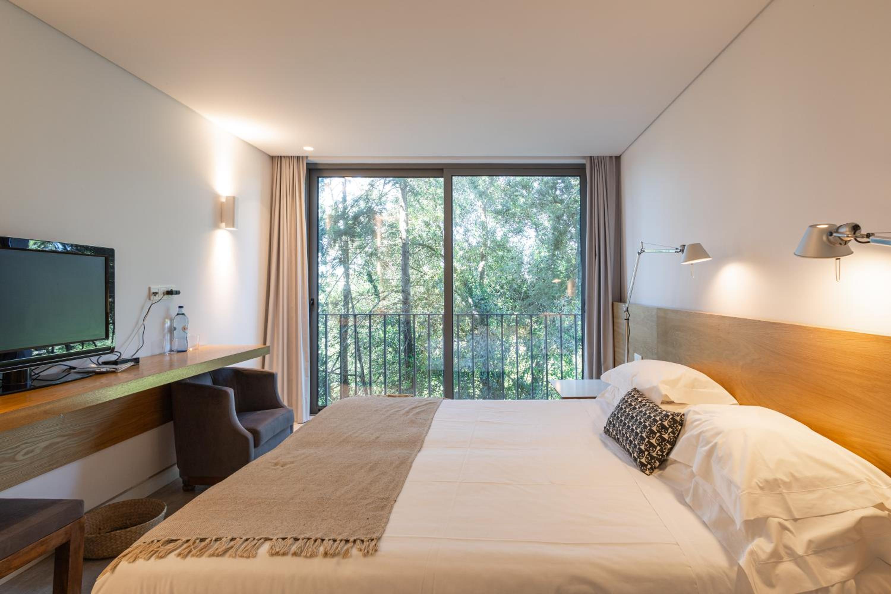 Economy Double Room photo 3