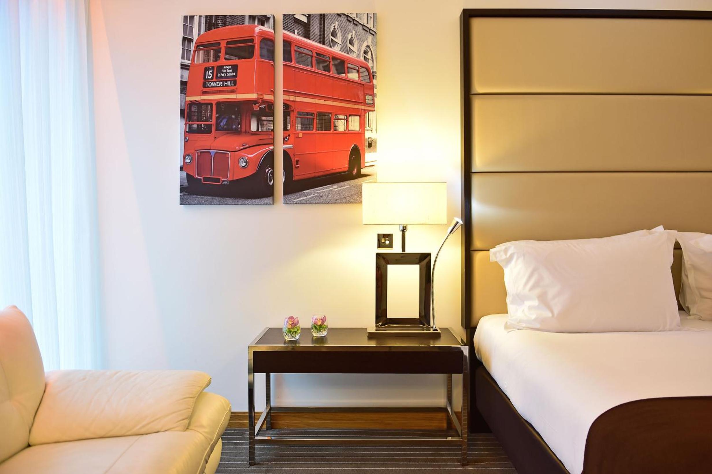 Deluxe King Room