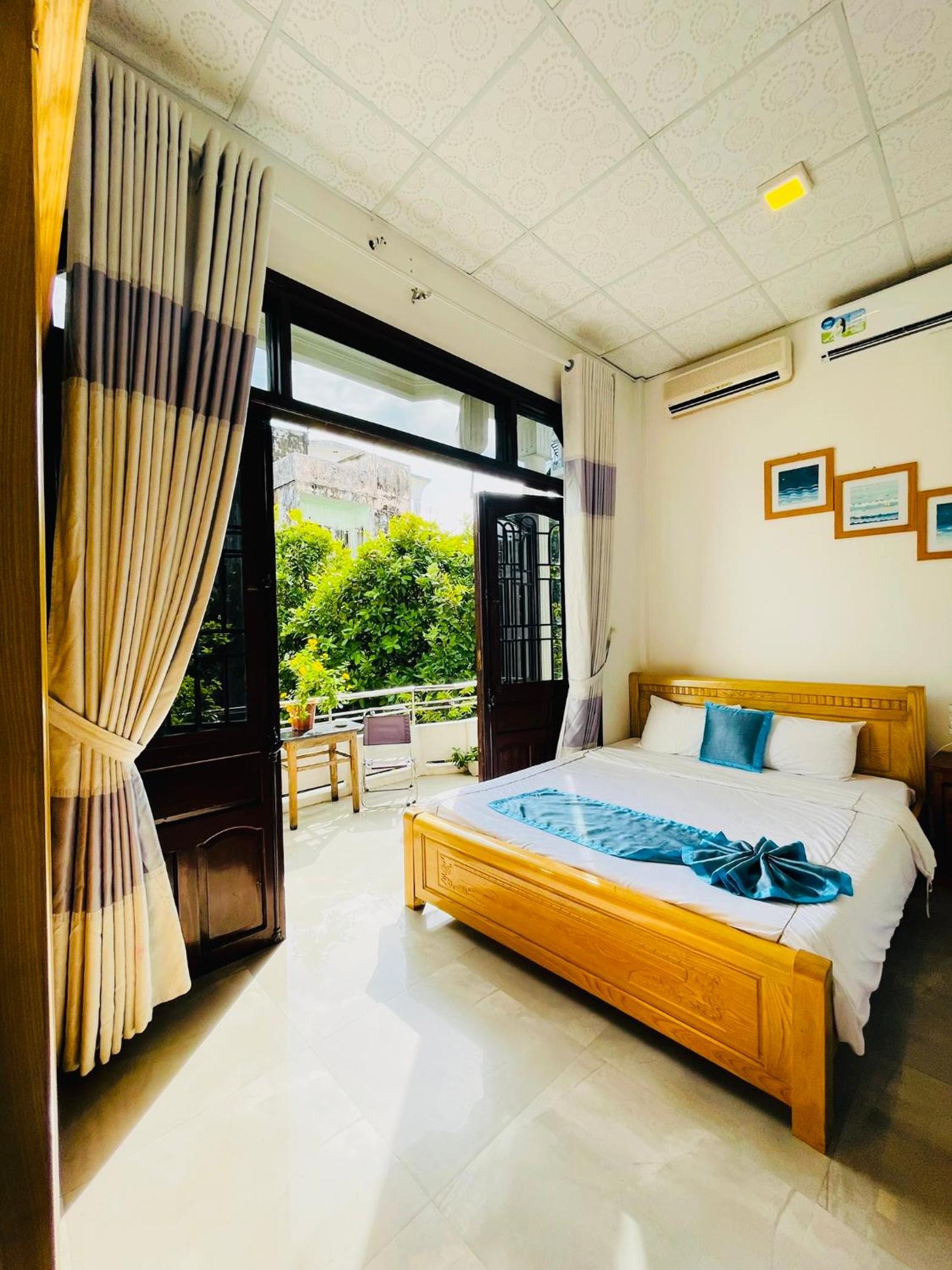 Deluxe Double Room with Balcony