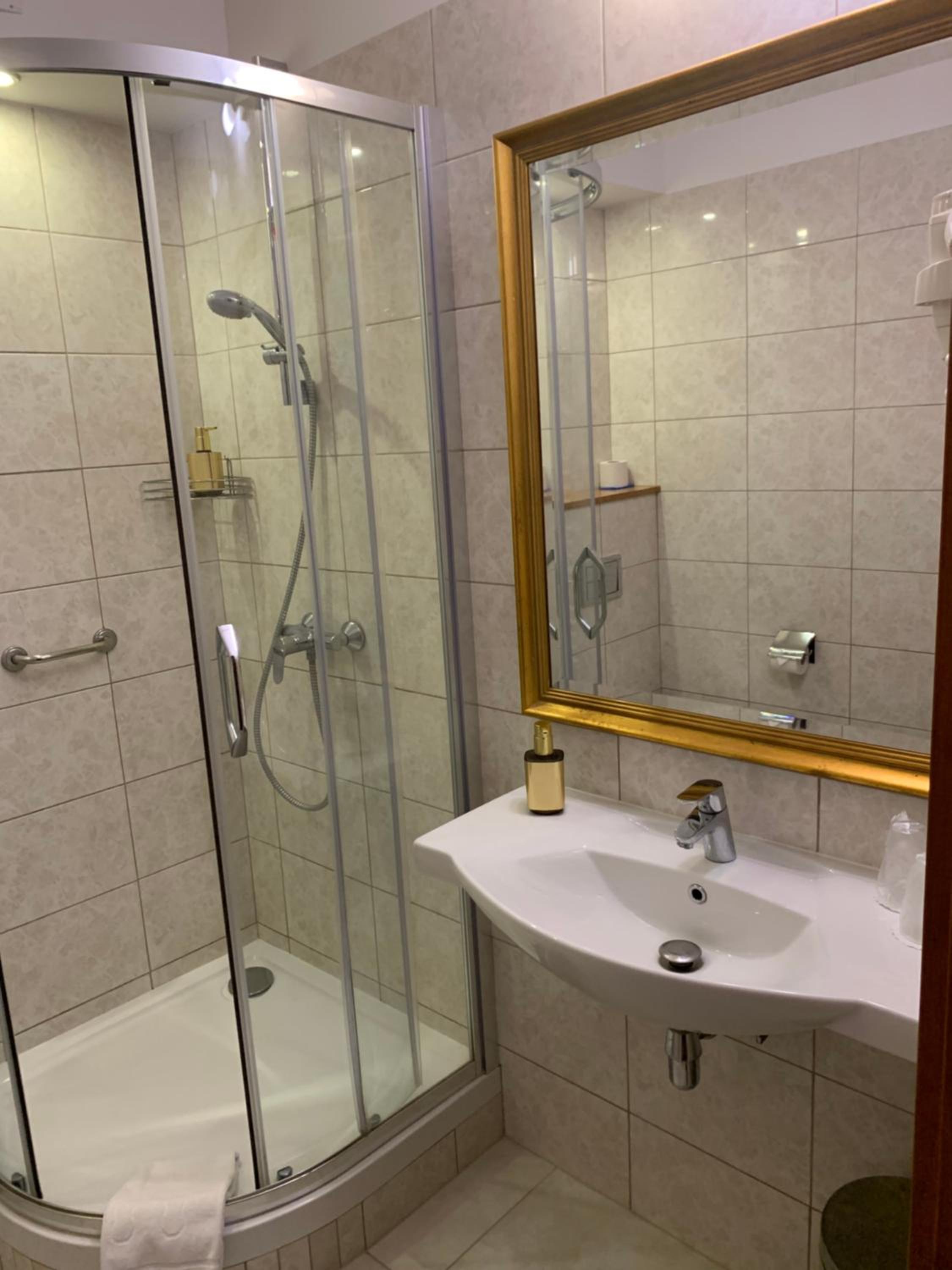 Budget Triple Room photo 3