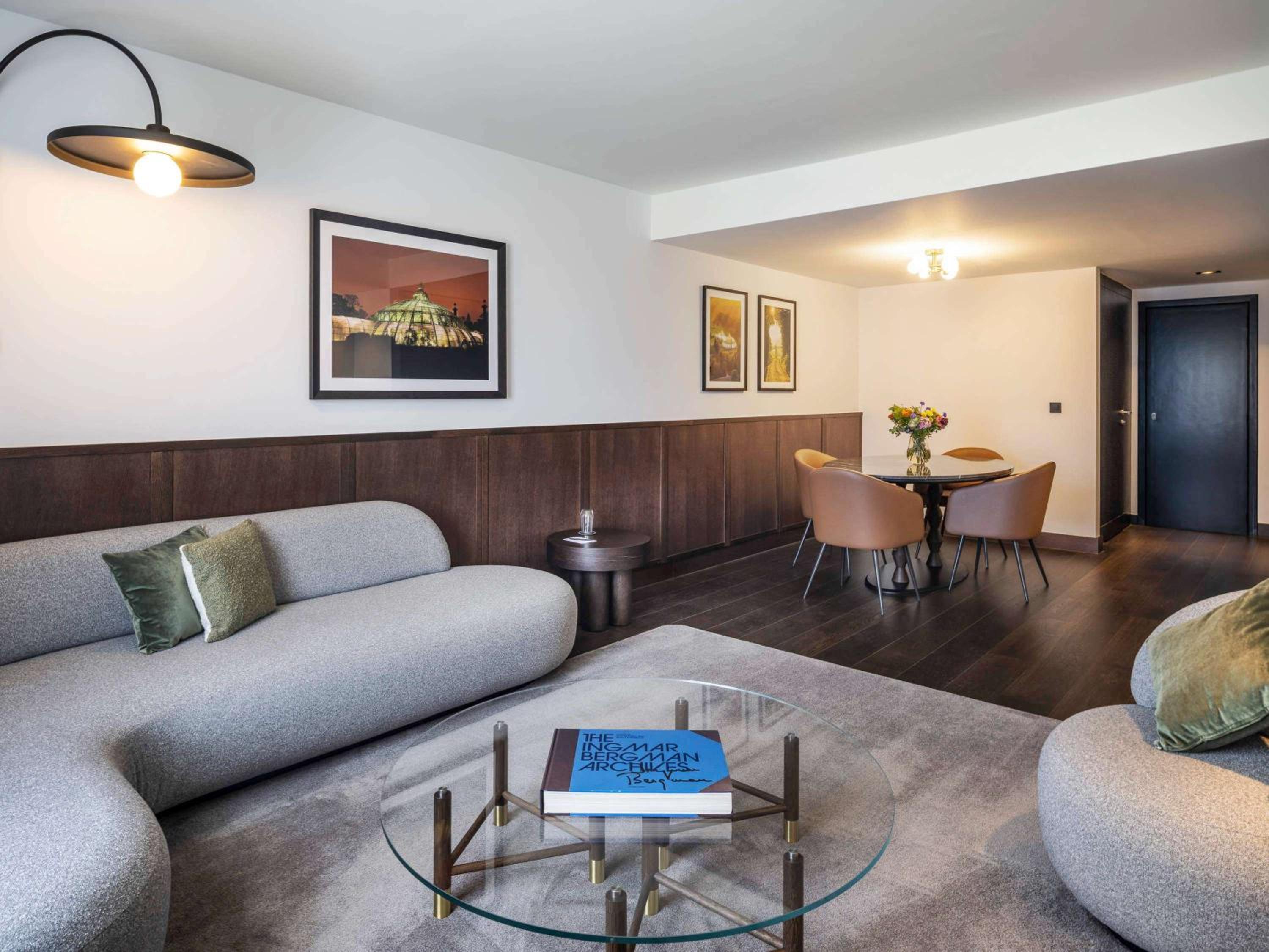 Suite Le Louise with Garden and City View photo 2