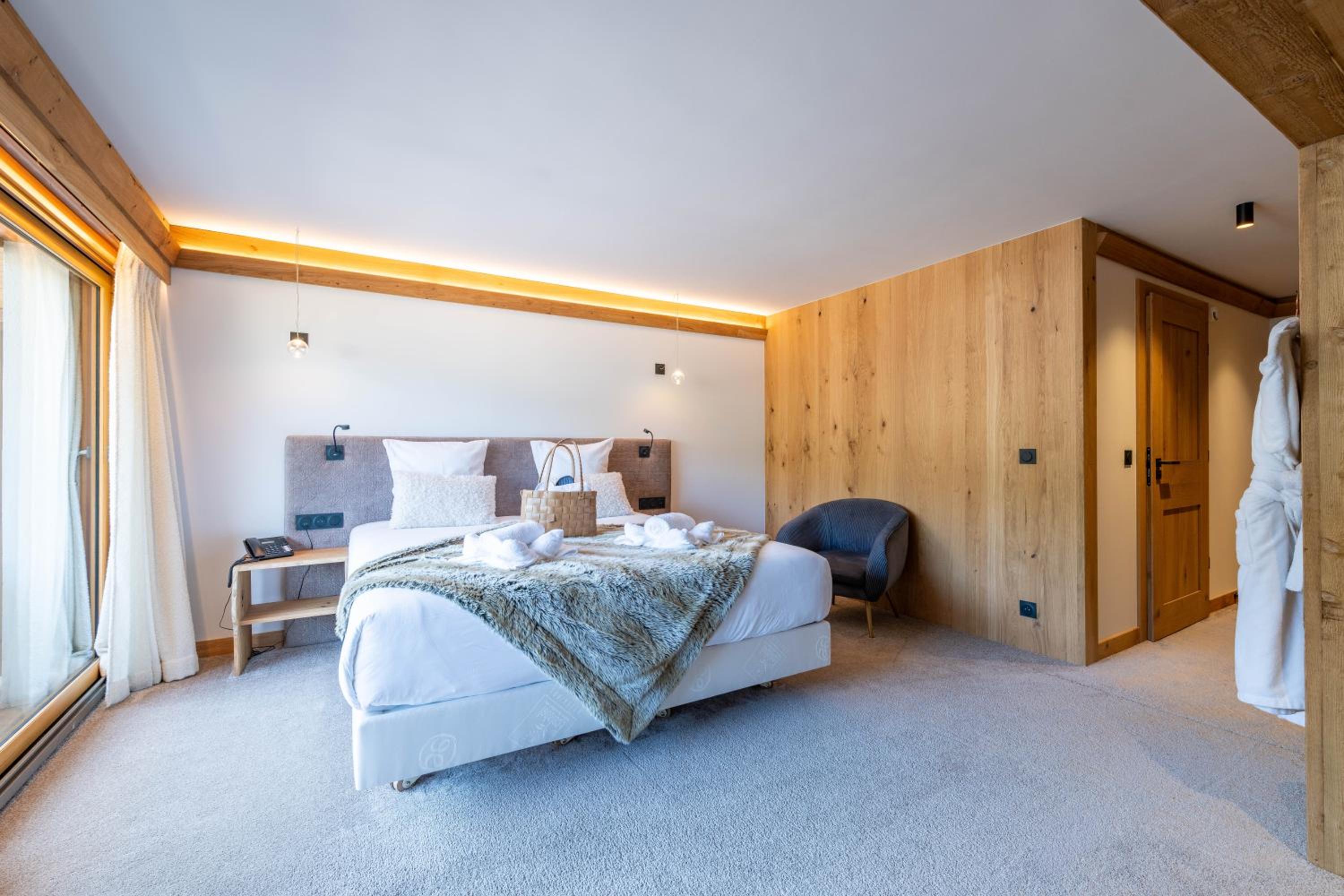 Suite with City View photo 1