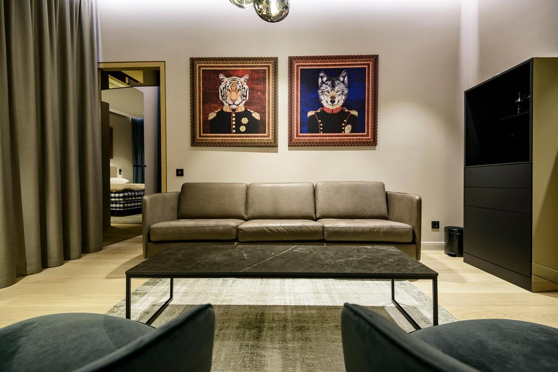 Deluxe Apartment
