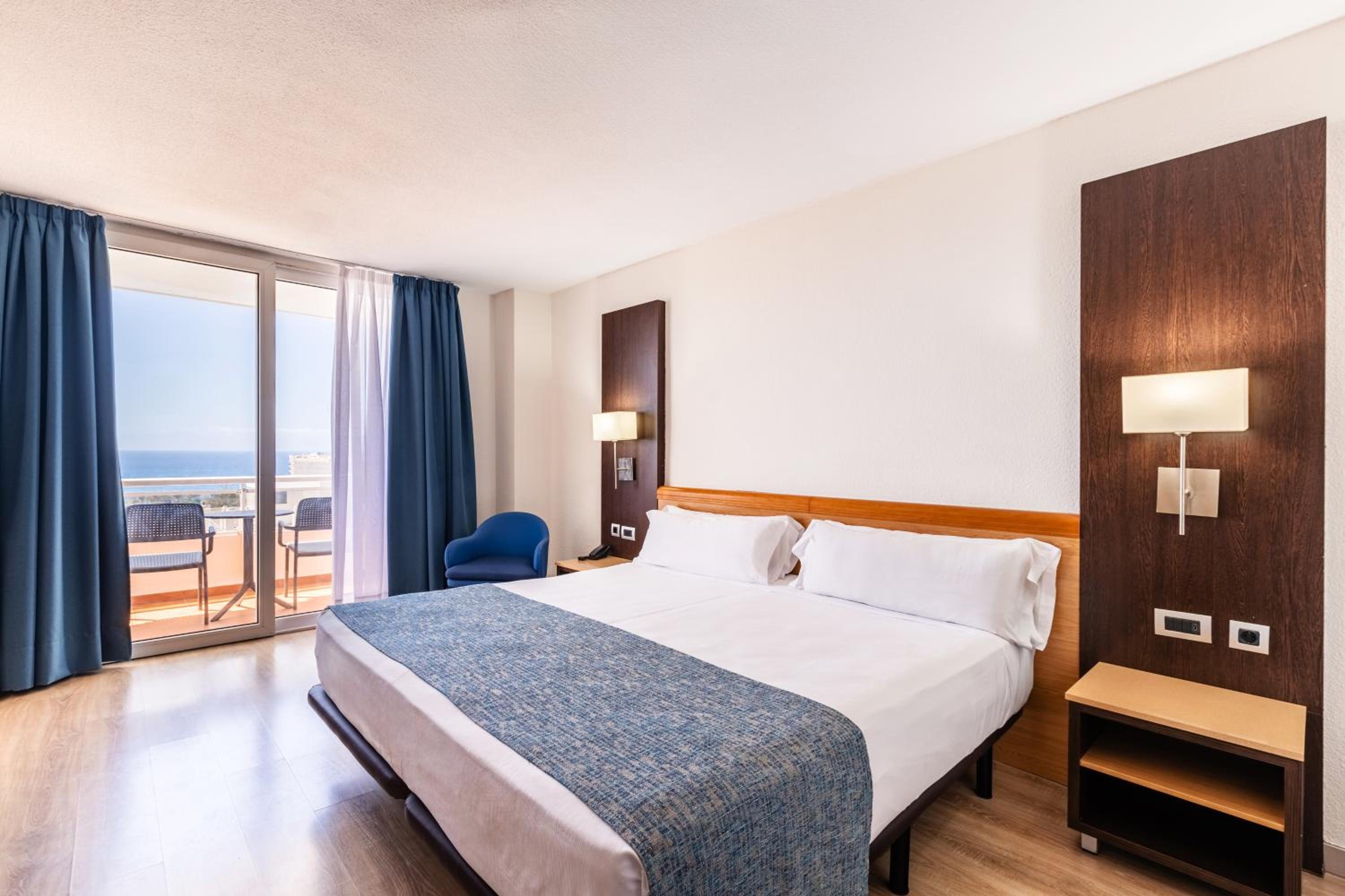Double Room - Photo 6