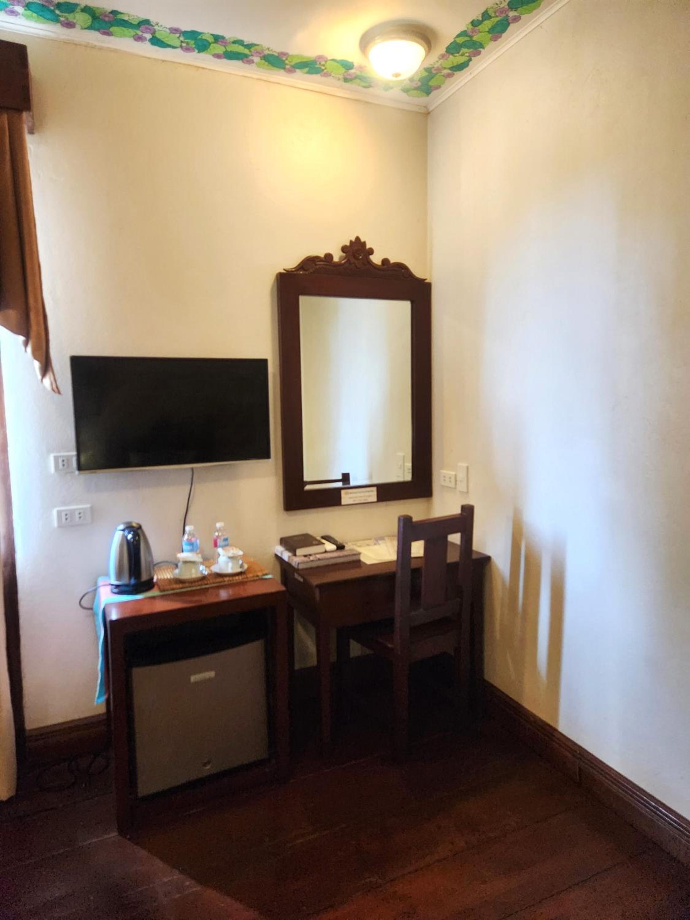Standard Twin Room - Photo 2