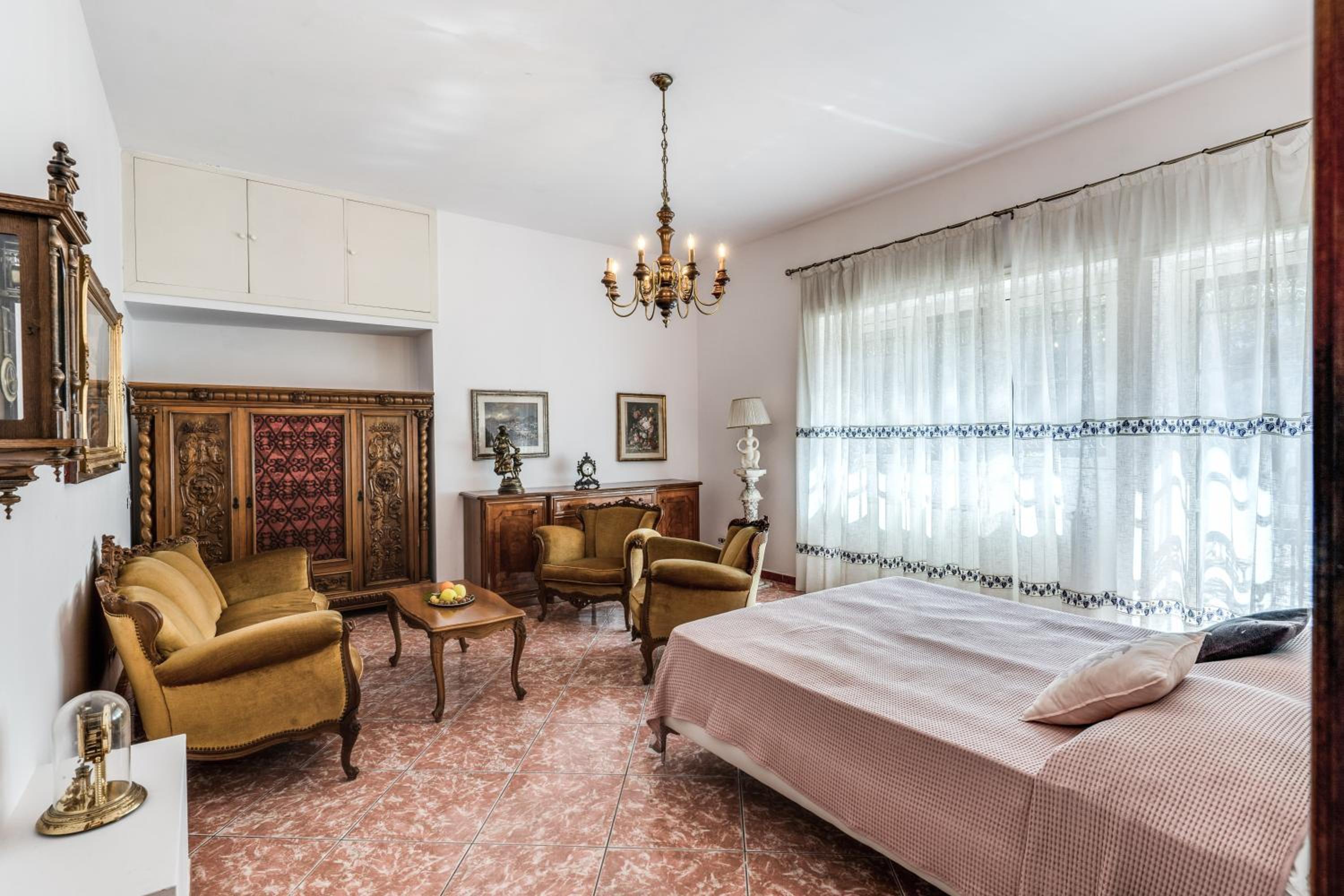 Deluxe Family Suite photo 1