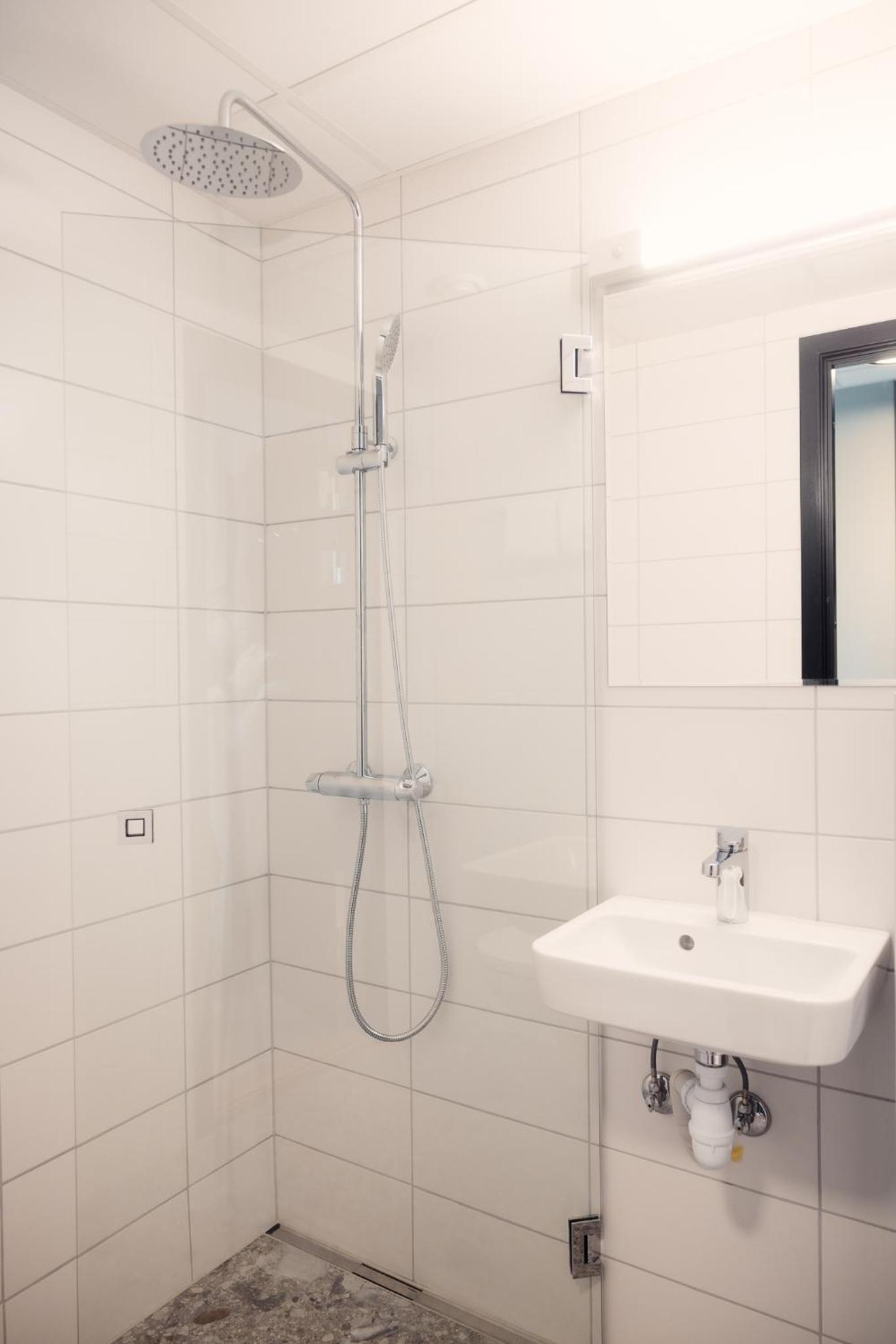 Double or Twin Room - Photo 3