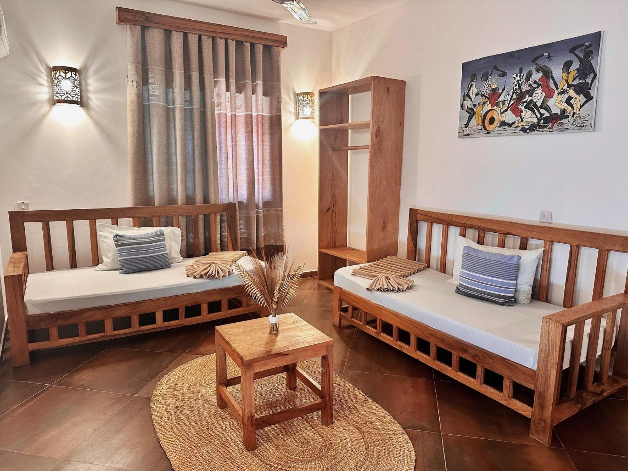 Deluxe Apartment