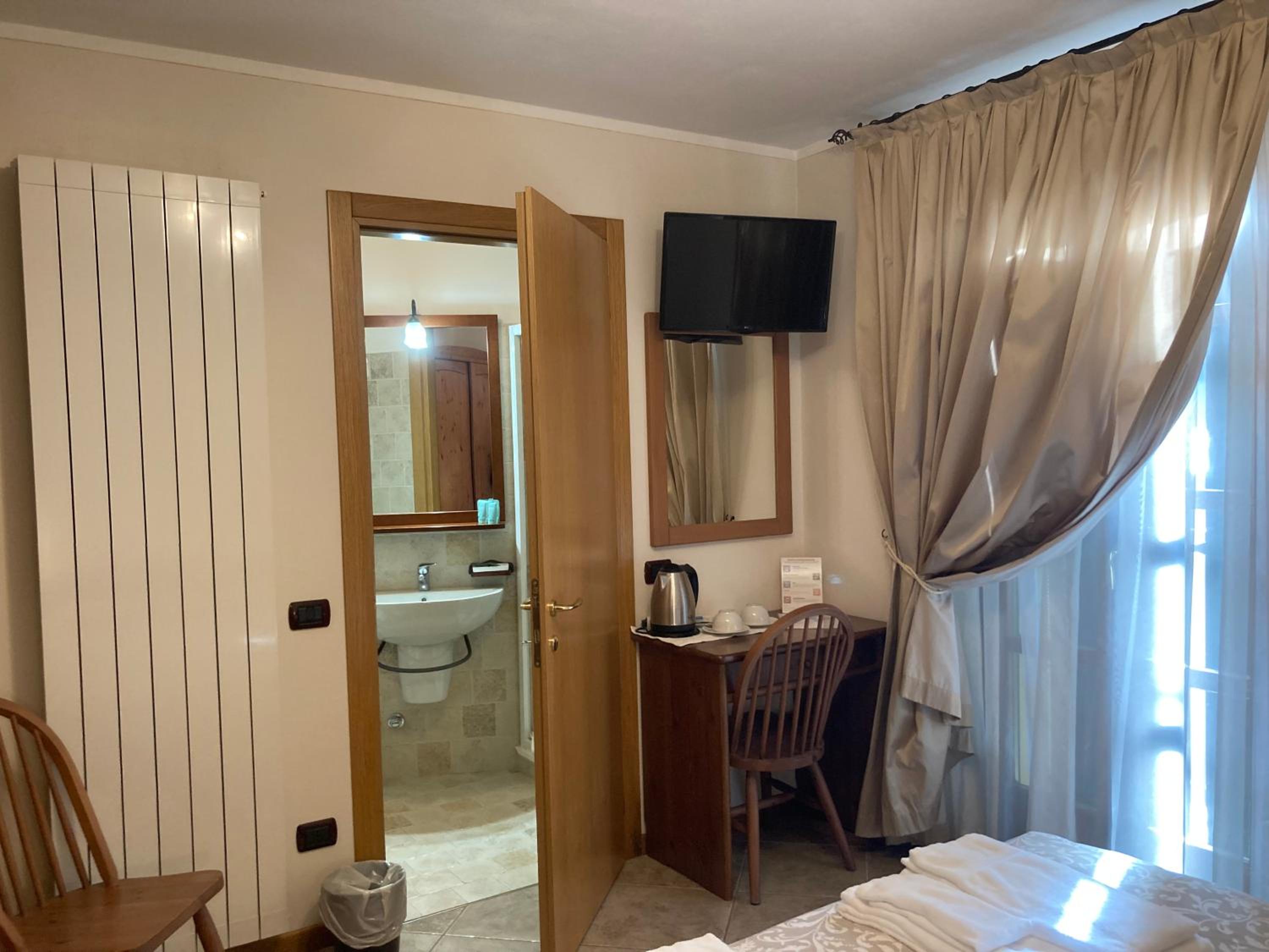 Triple Room - Photo 5