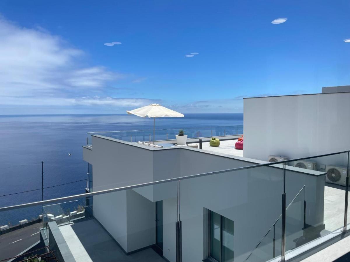 Villa photo 1