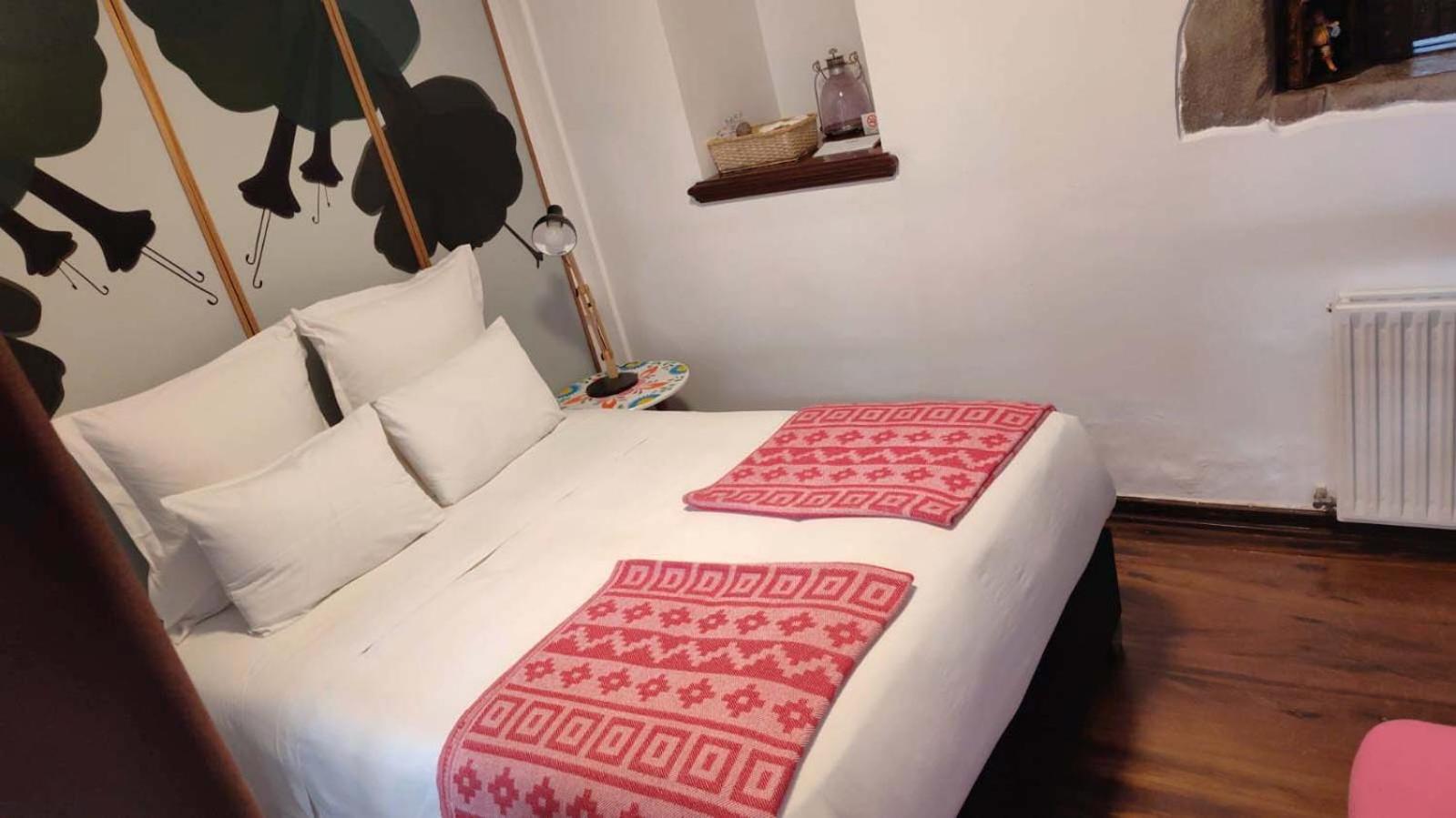 Economy Double Room photo 2