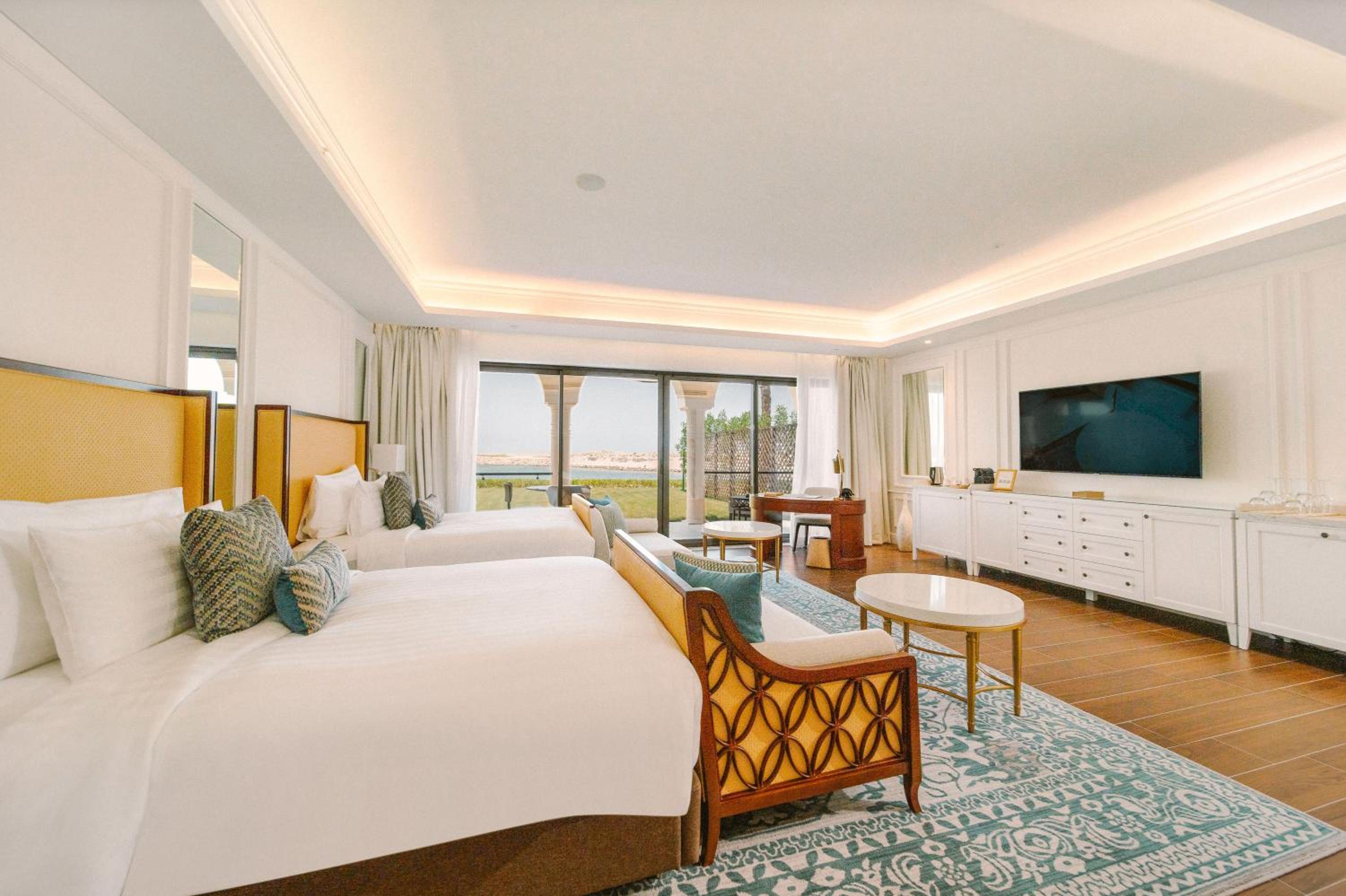 Royal Mansion Ocean Twin Room