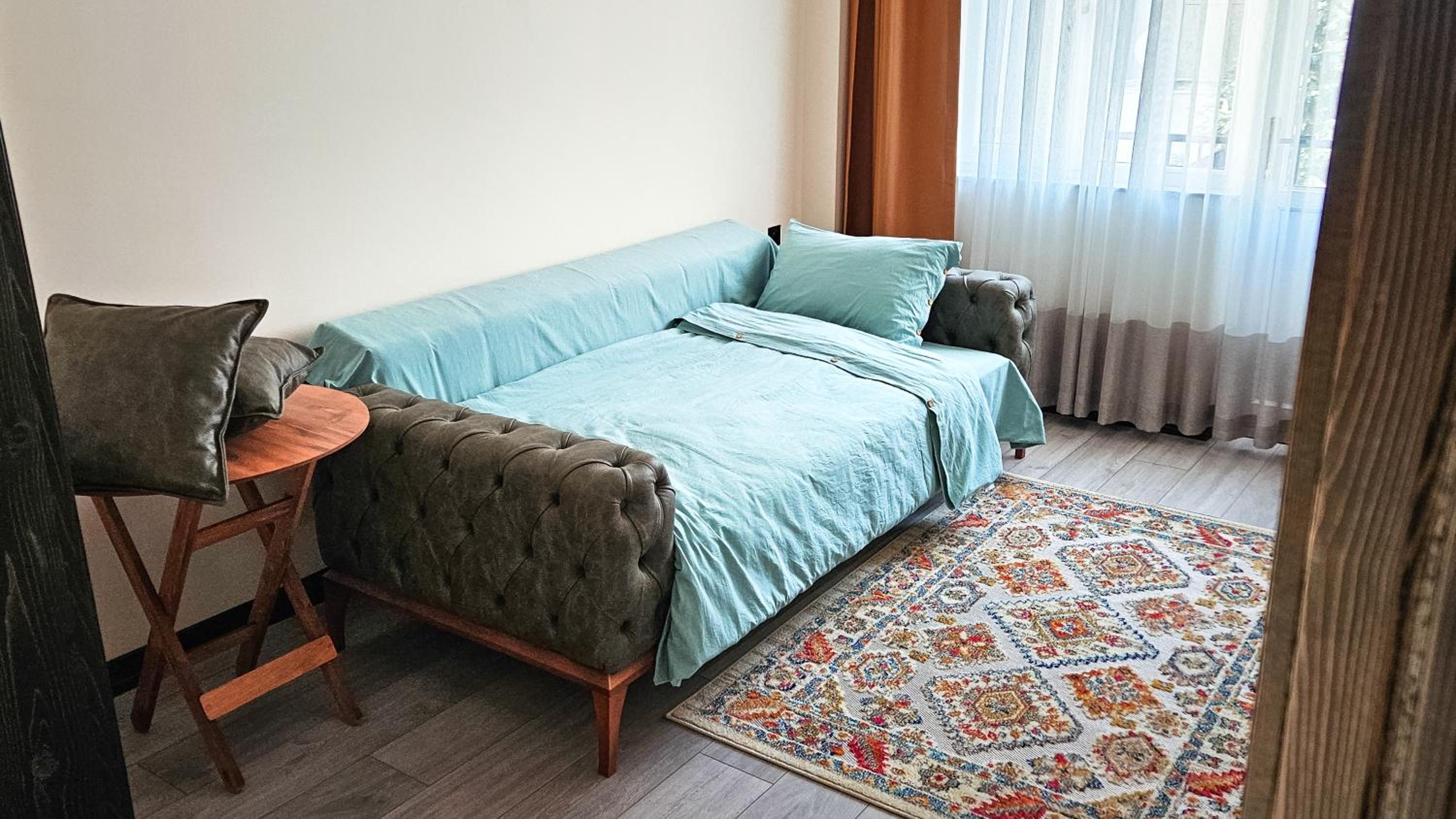 One-Bedroom Apartment photo 3