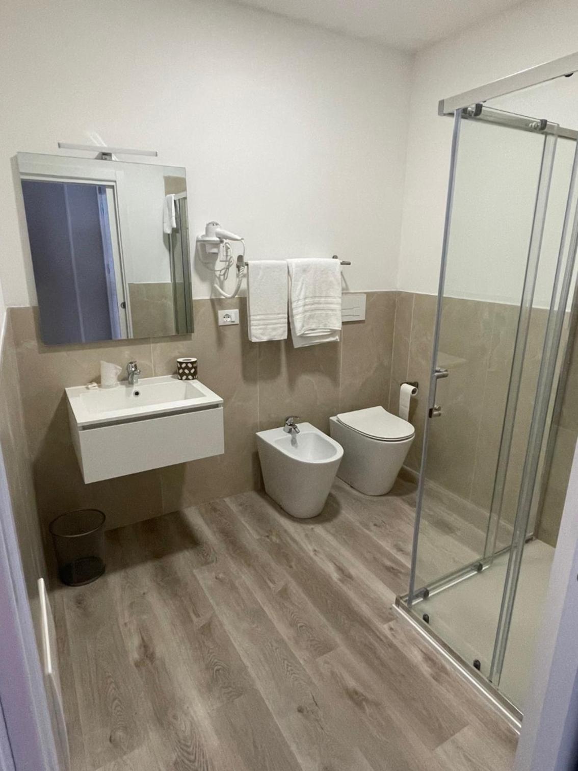 Superior Double Room - Photo 2
