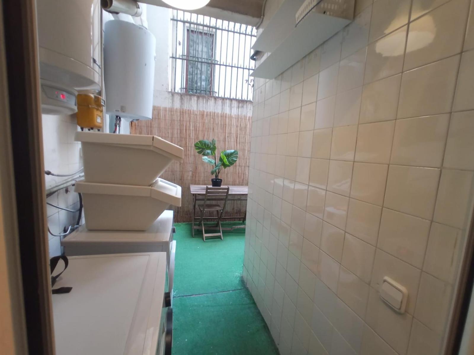 Double Room With Shared Bathroom photo 3