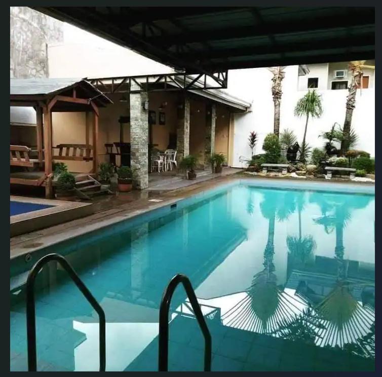 Villa photo 2