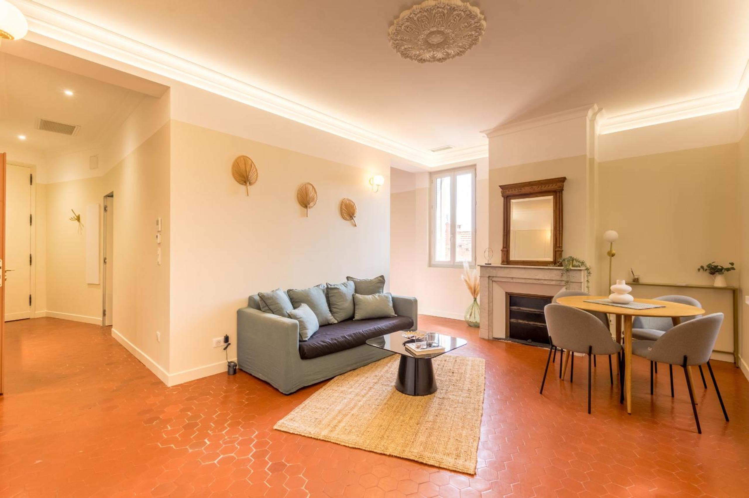 Apartment with City View