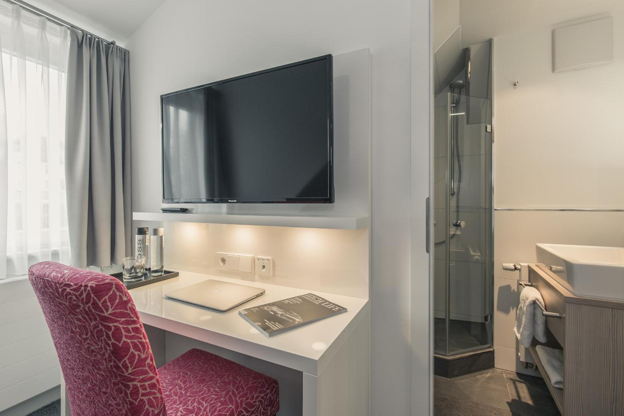 Single Room photo 2
