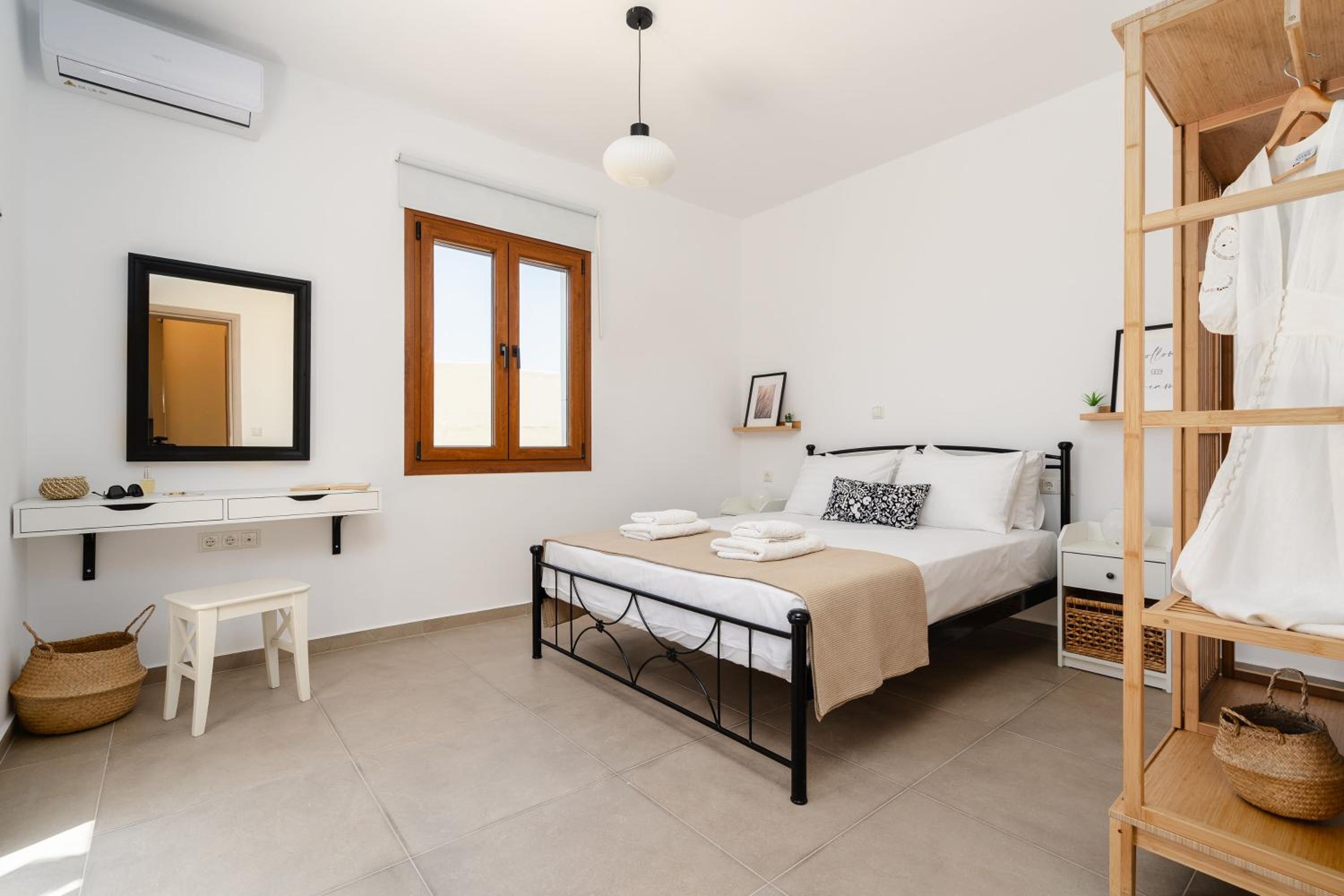 Three-Bedroom Suite - Photo 36