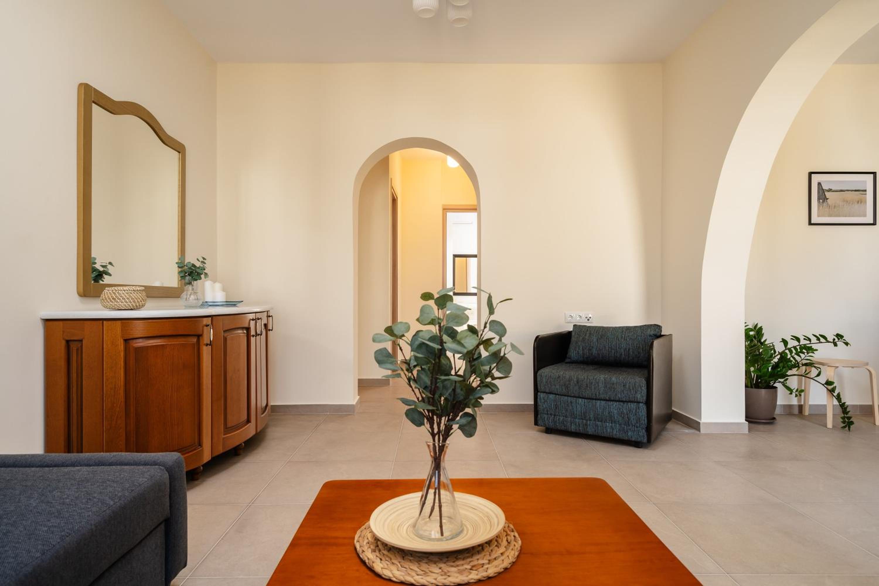 Three-Bedroom Suite - Photo 33