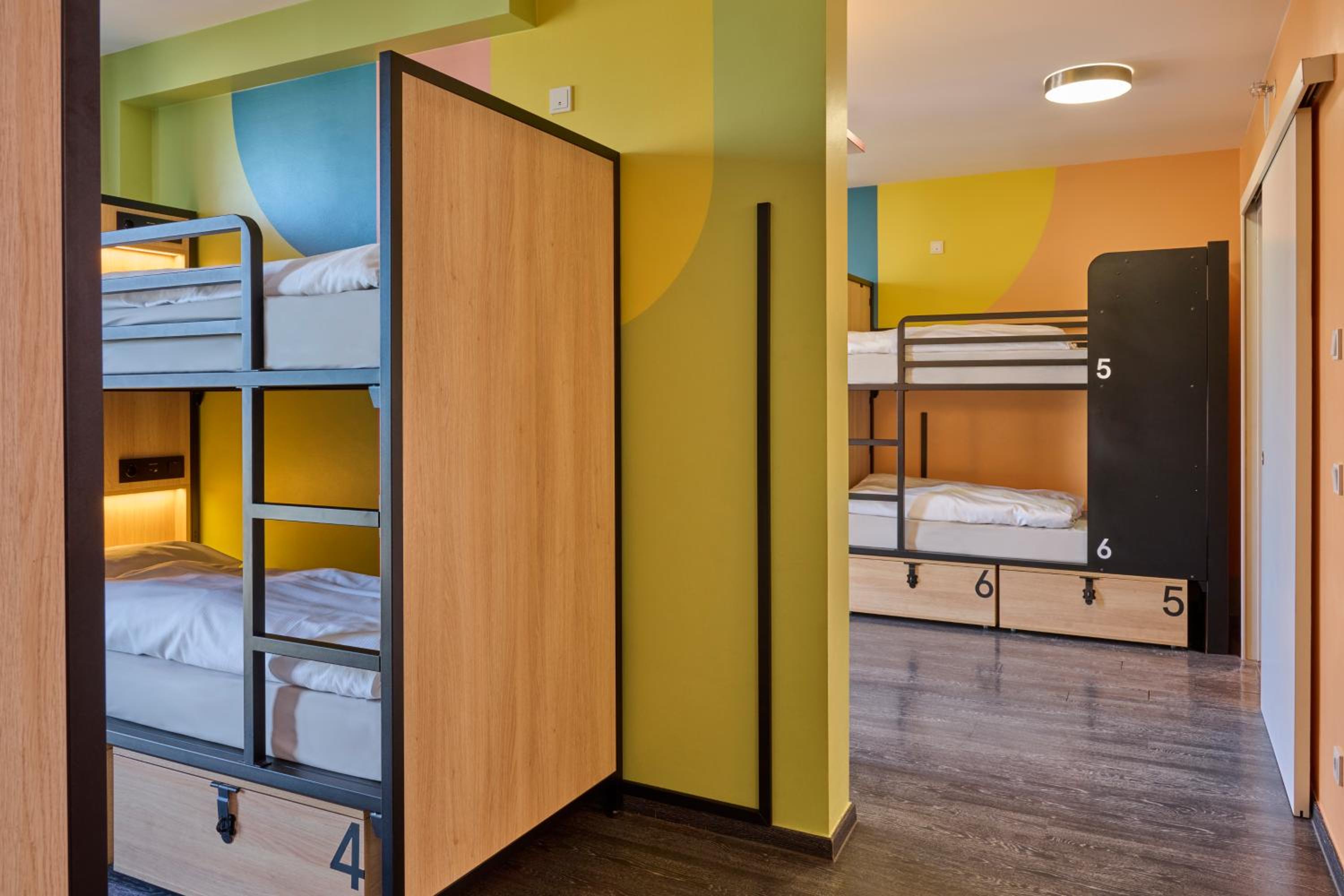 8-Bed Room with Private Bathroom