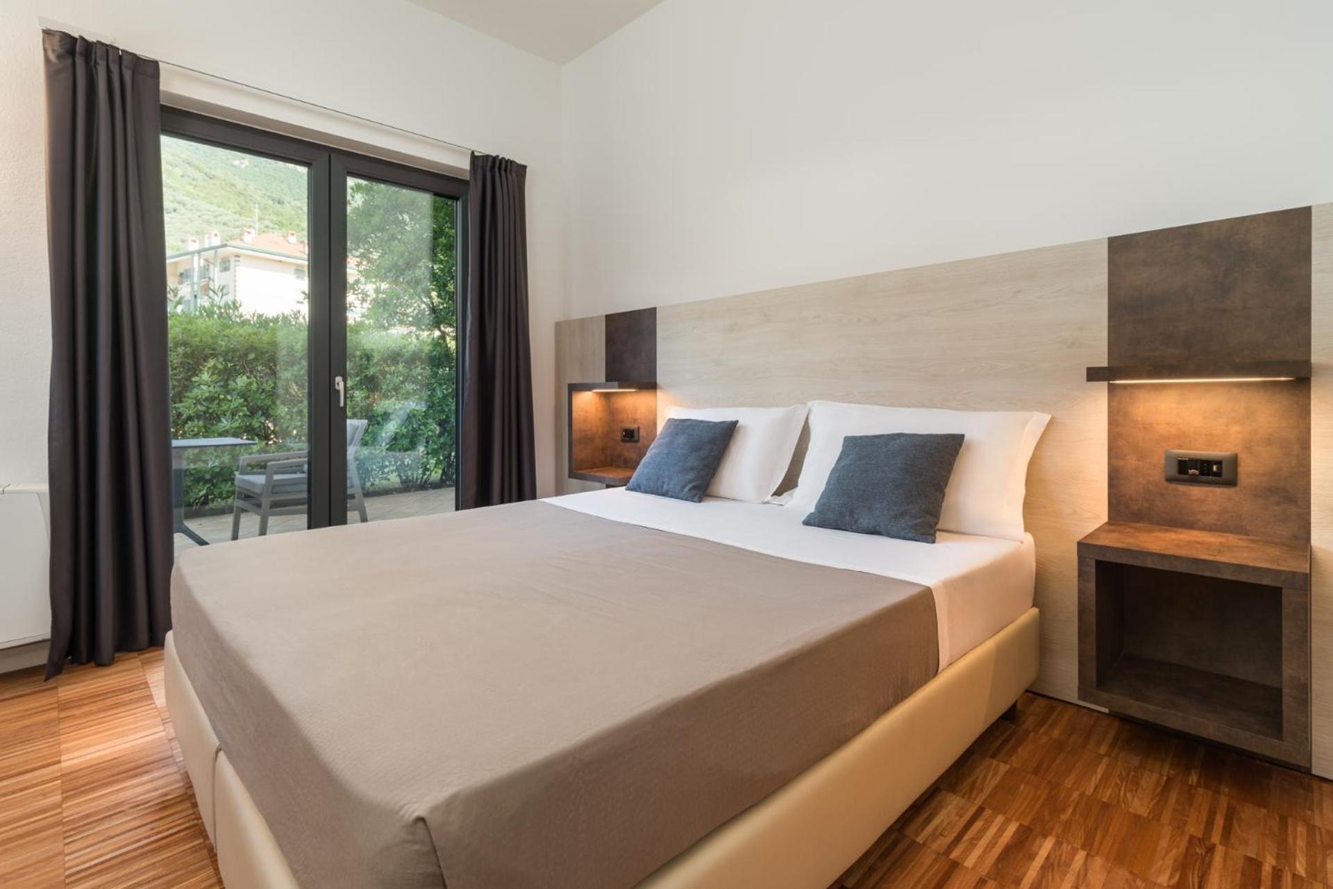 Deluxe Double or Twin Room photo 2