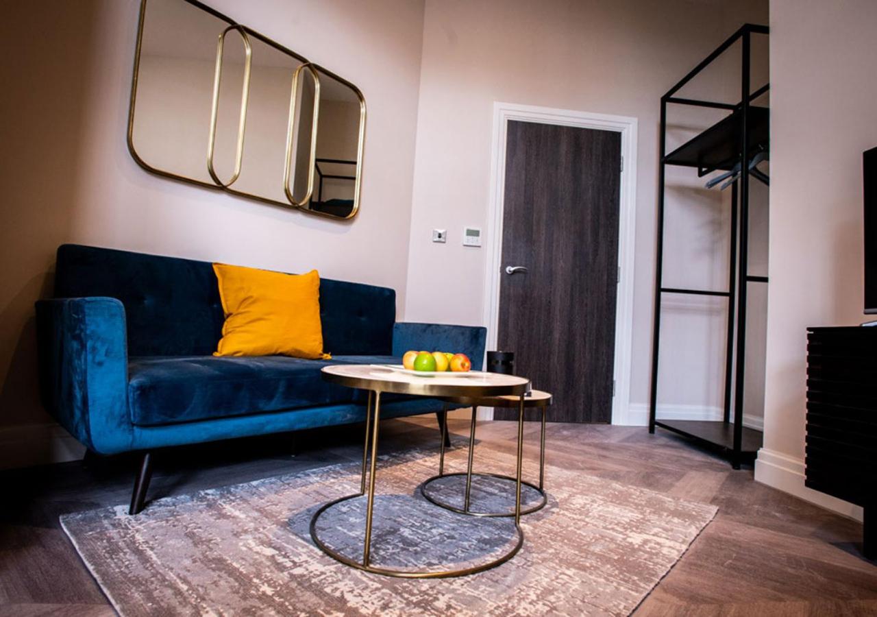 One-Bedroom Apartment - Photo 7
