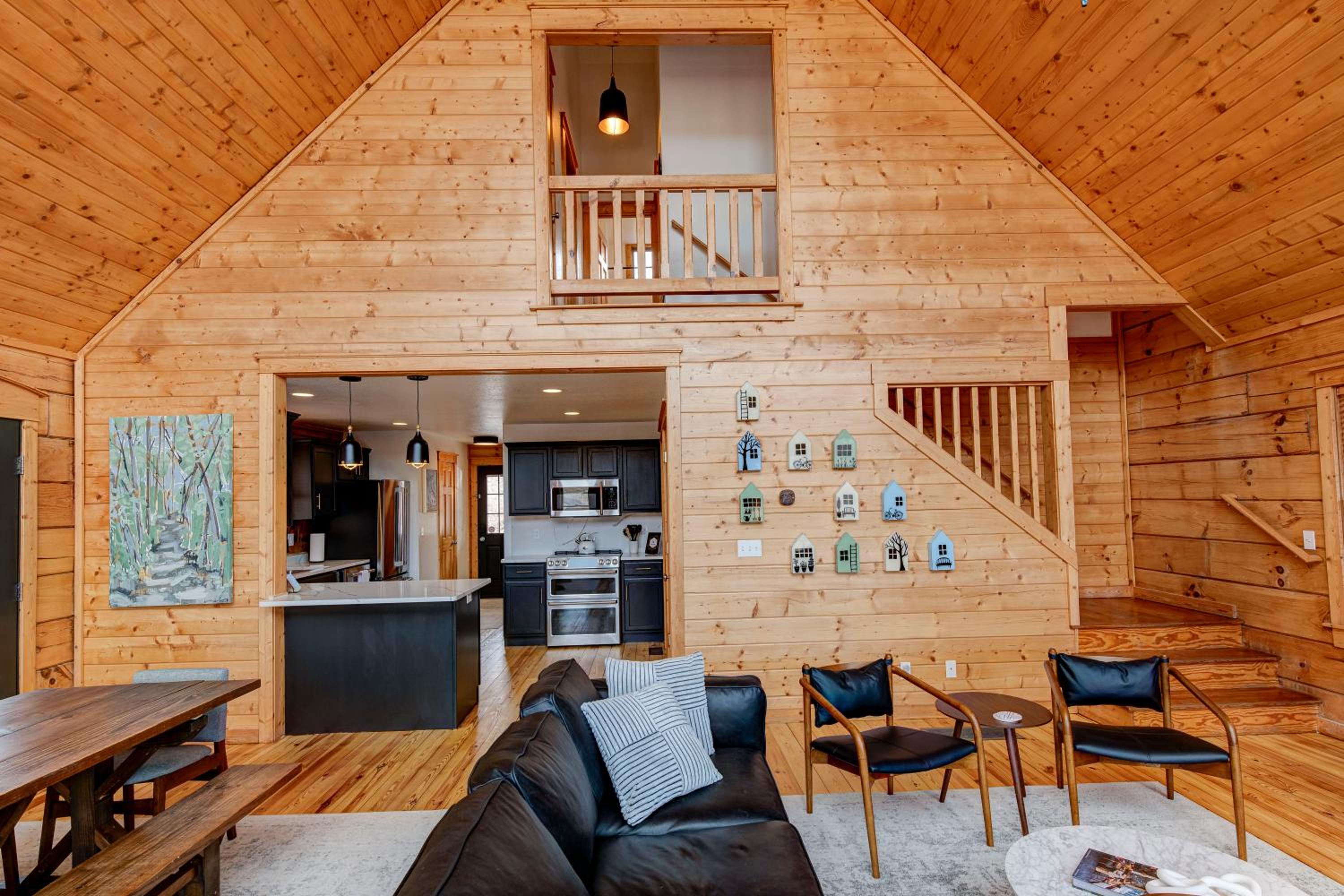 Four-Bedroom House photo 2