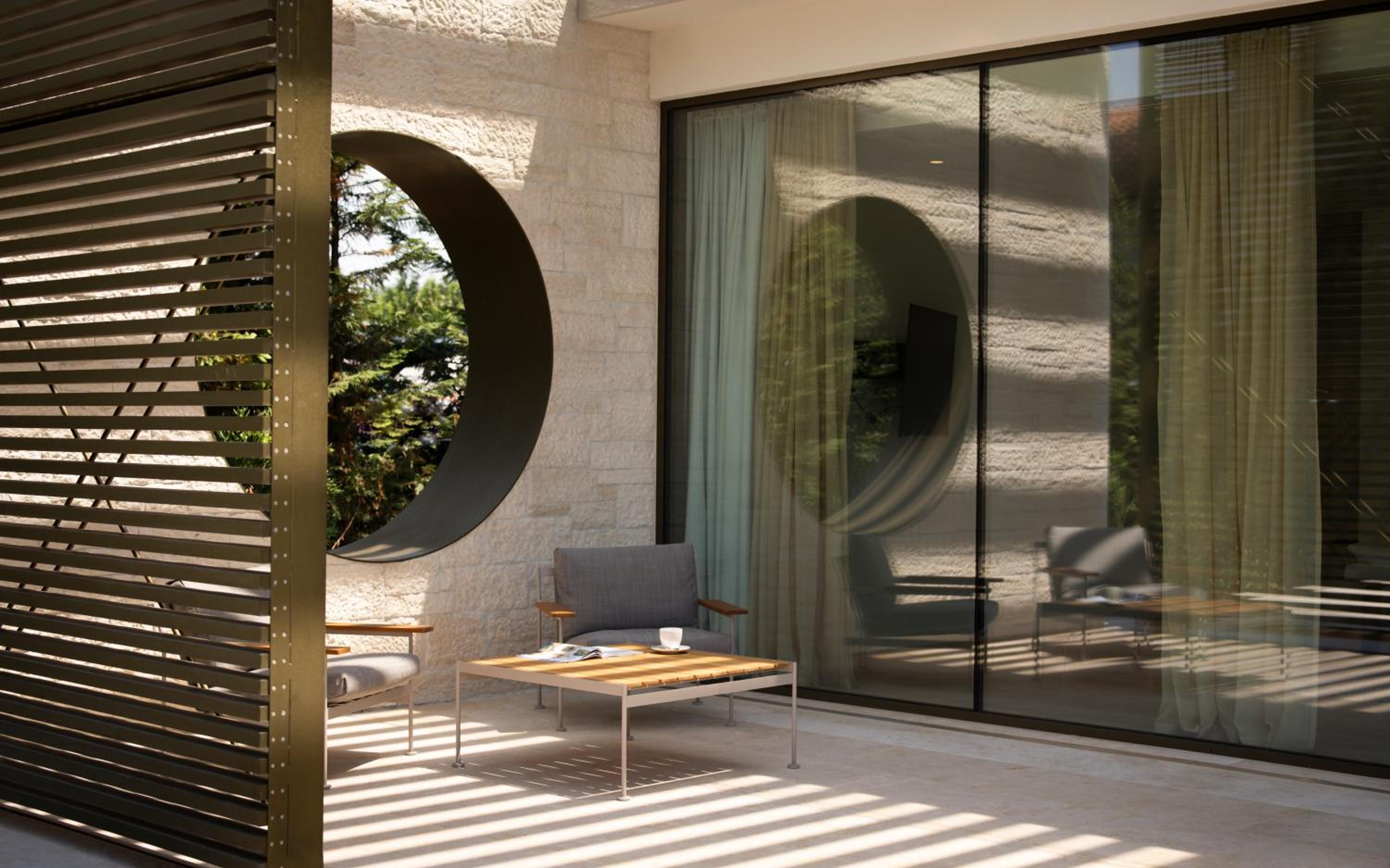 Villa photo 2
