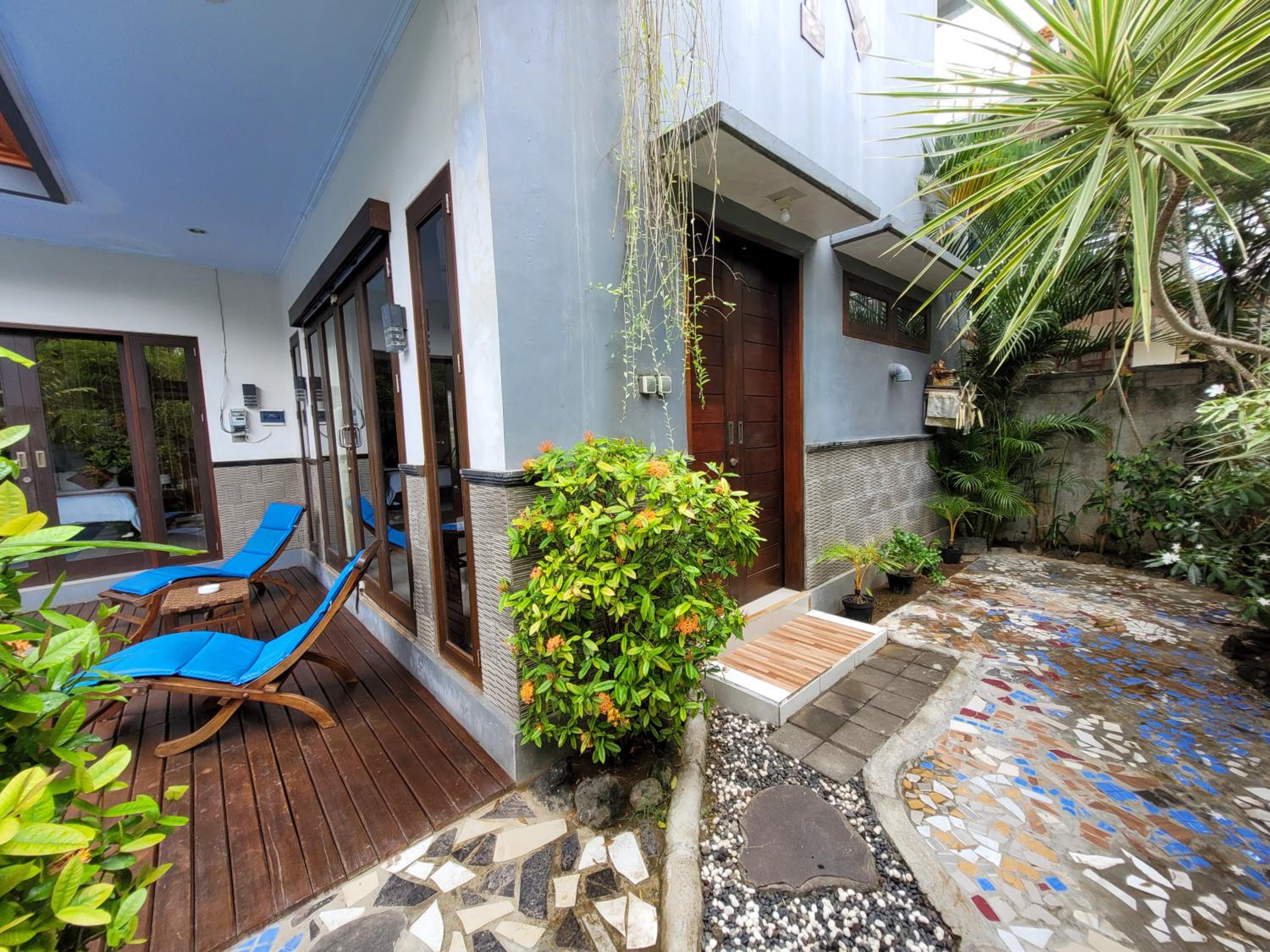 Three-Bedroom Villa photo 3