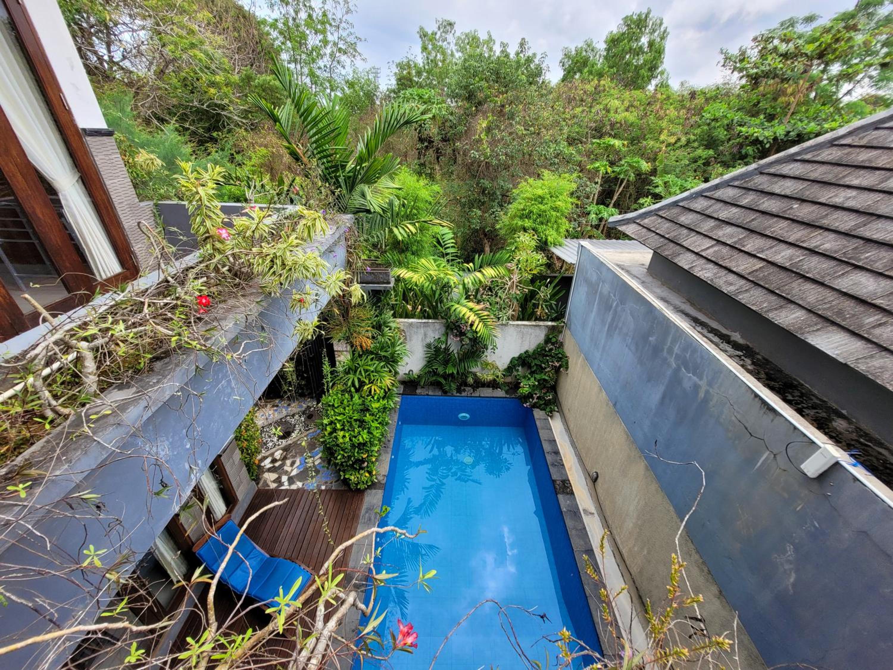 Three-Bedroom Villa photo 2