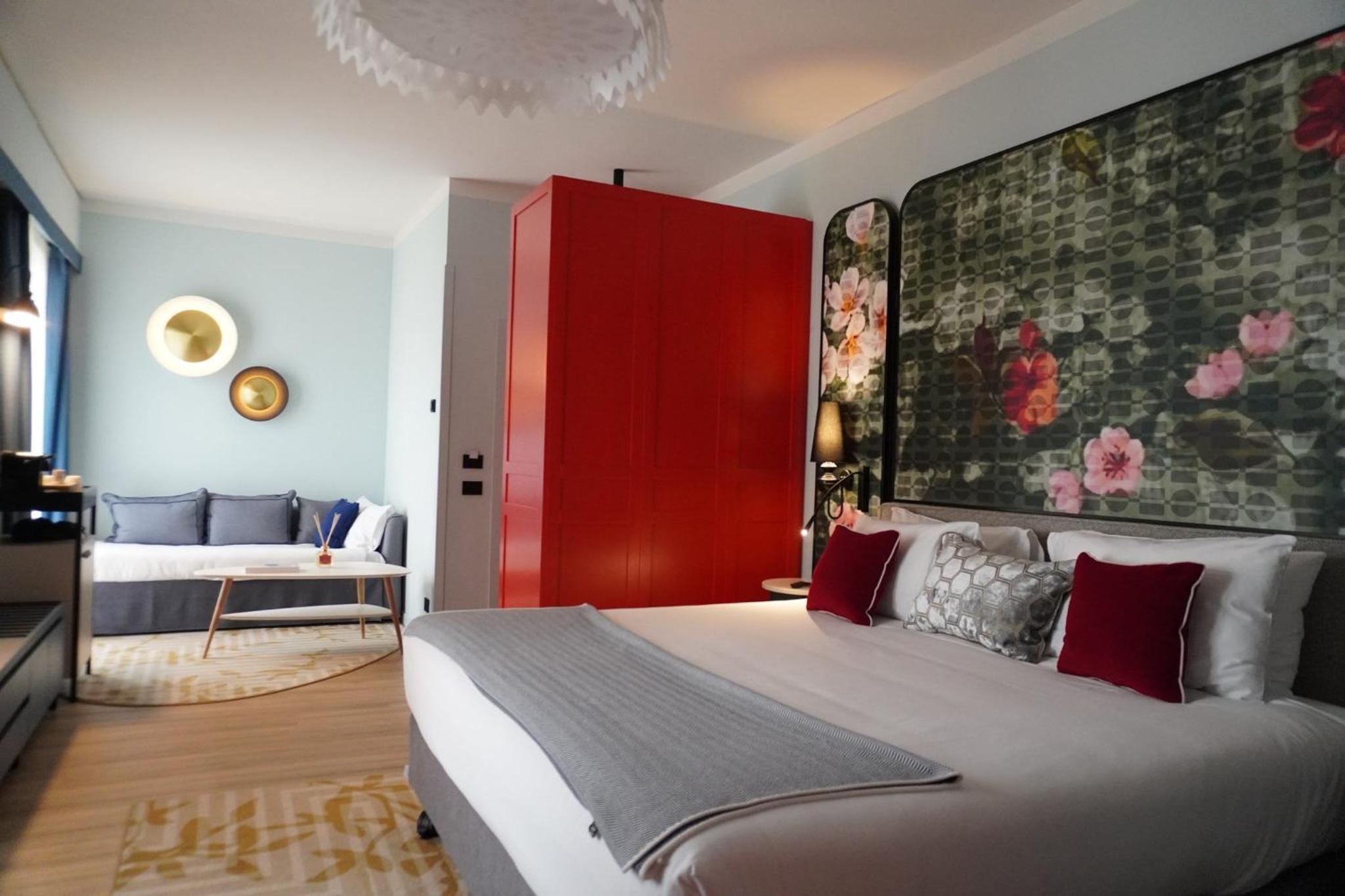 King Suite with Sofa Bed