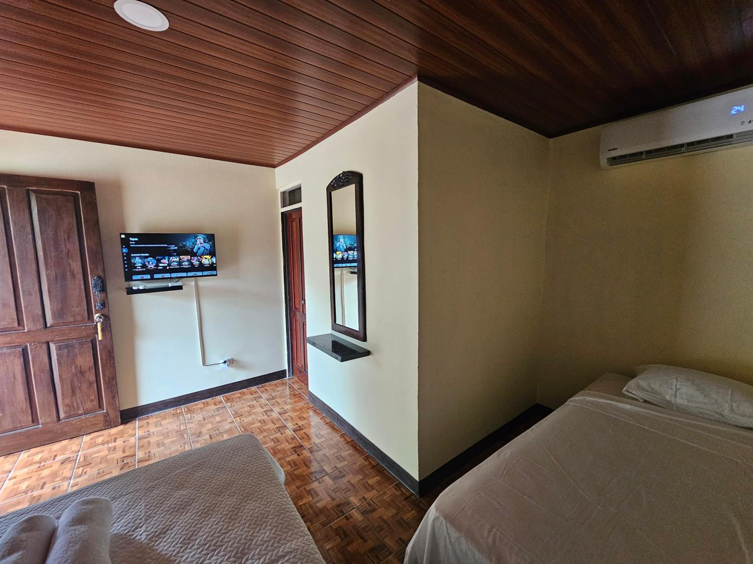 Triple Room photo 2