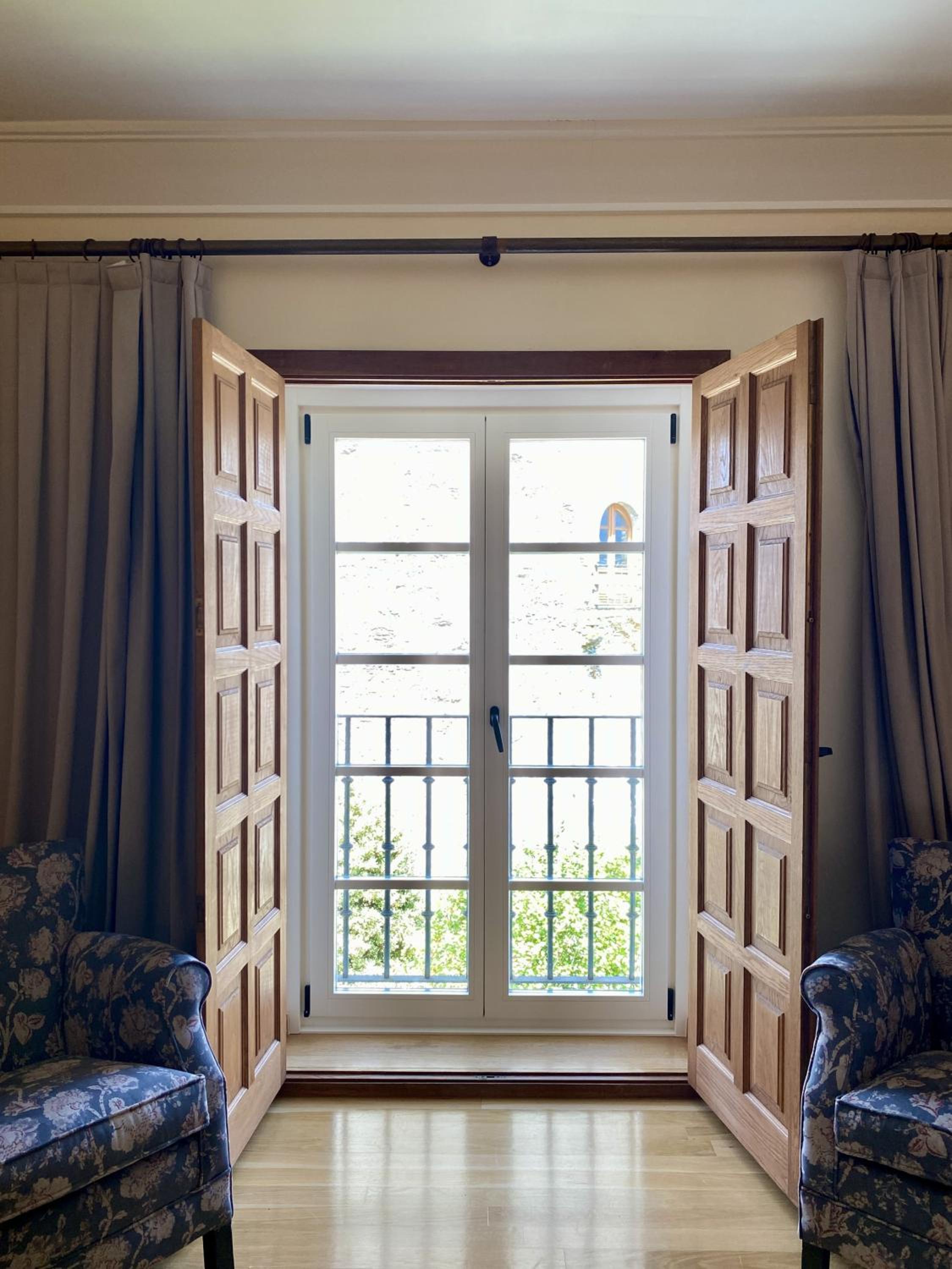 Standard Double Room - Photo 17