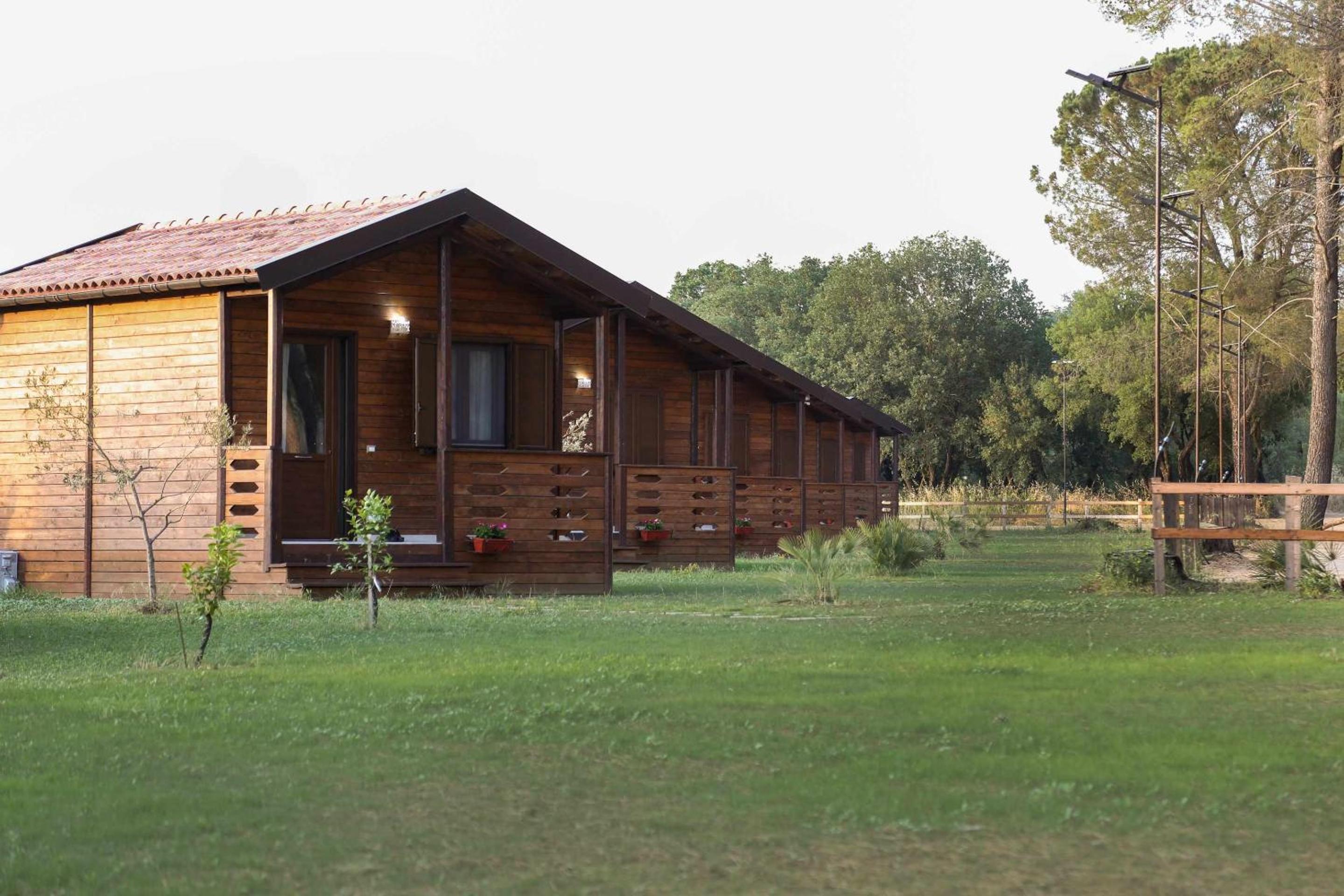 Bungalow with Garden View