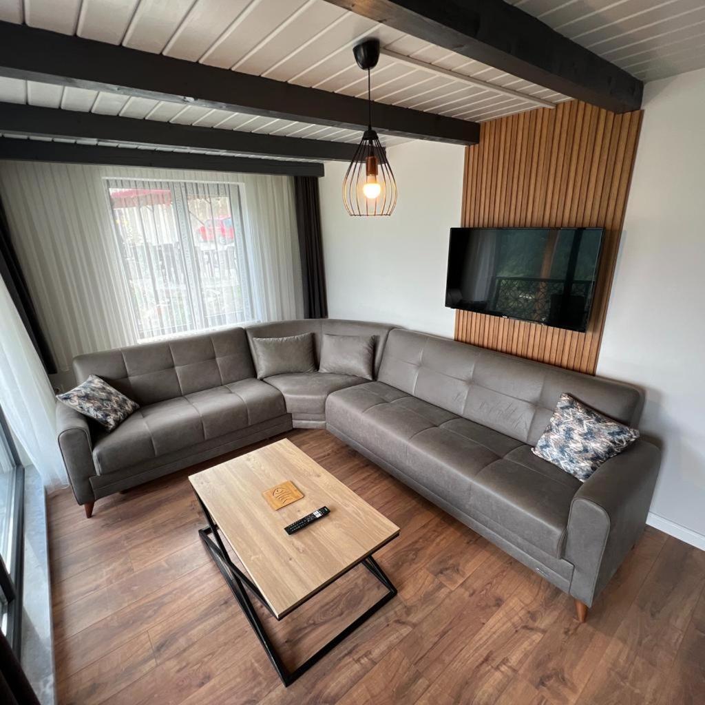 Apartment with Lake View photo 1