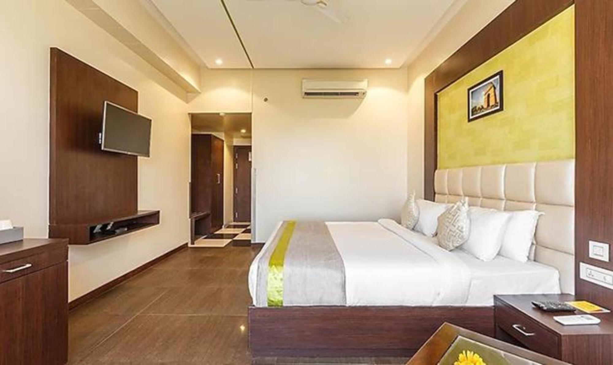 Superior Double Room photo 2