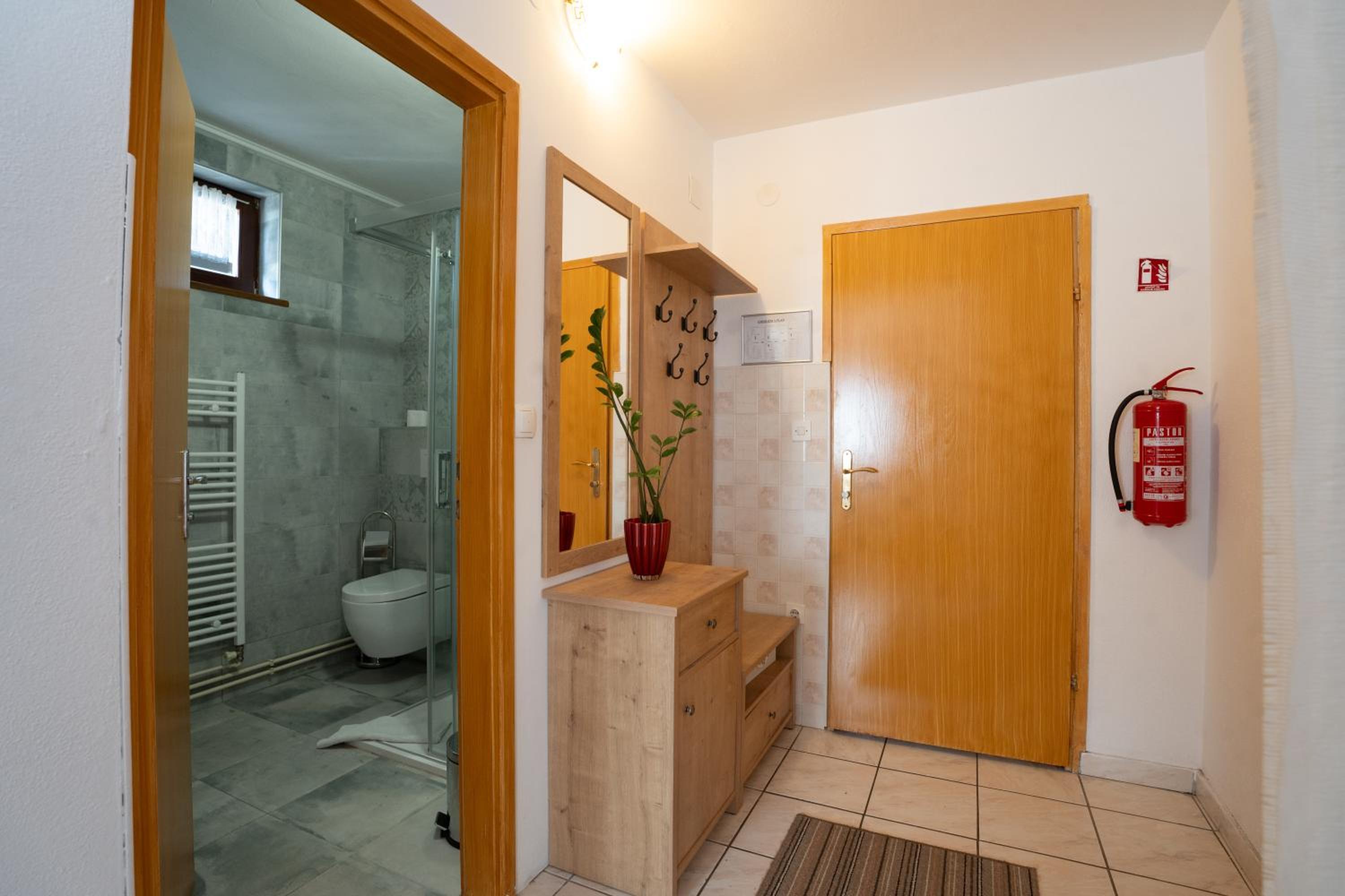 One-Bedroom Apartment - Photo 13