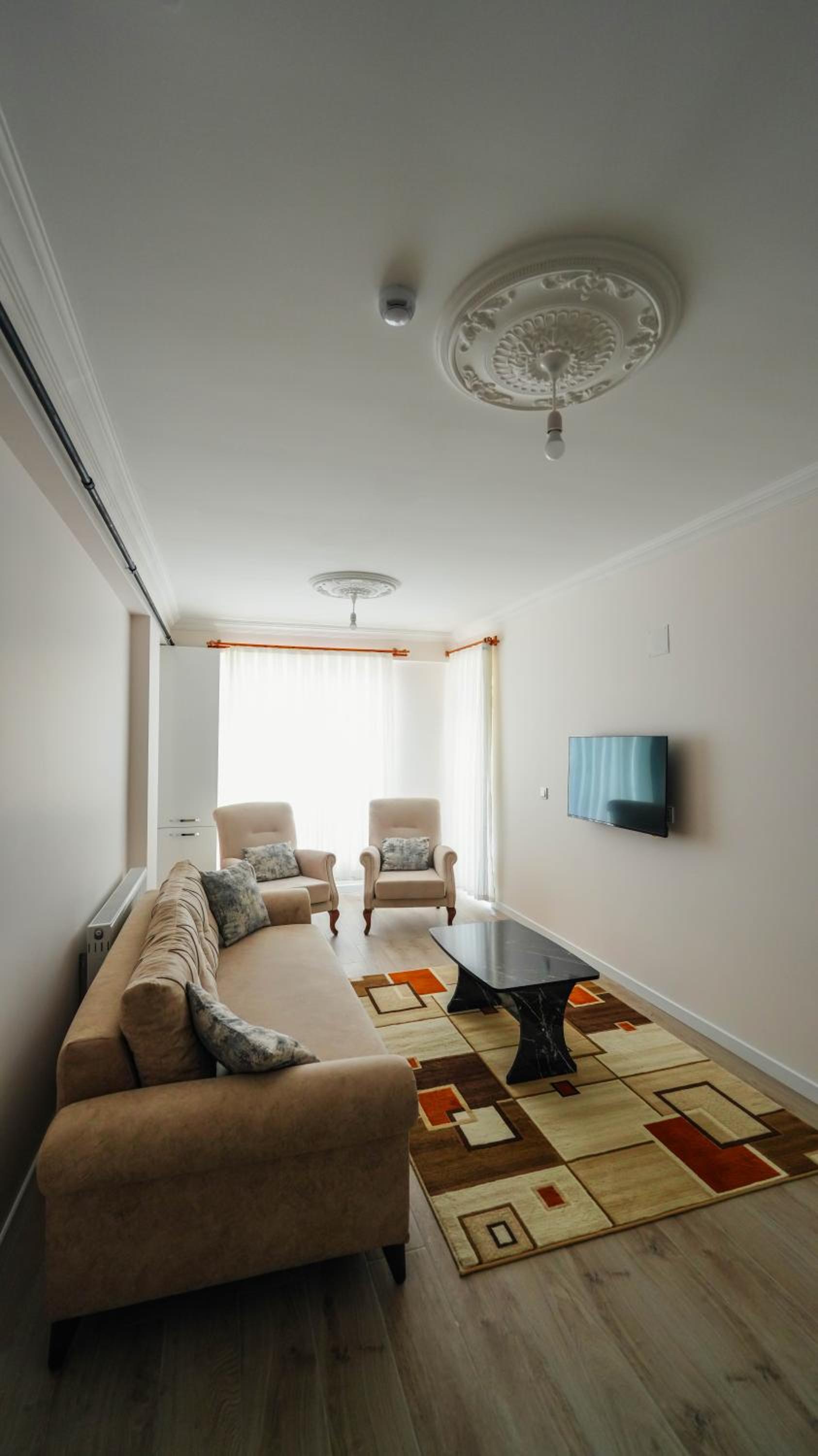 Deluxe Apartment photo 2