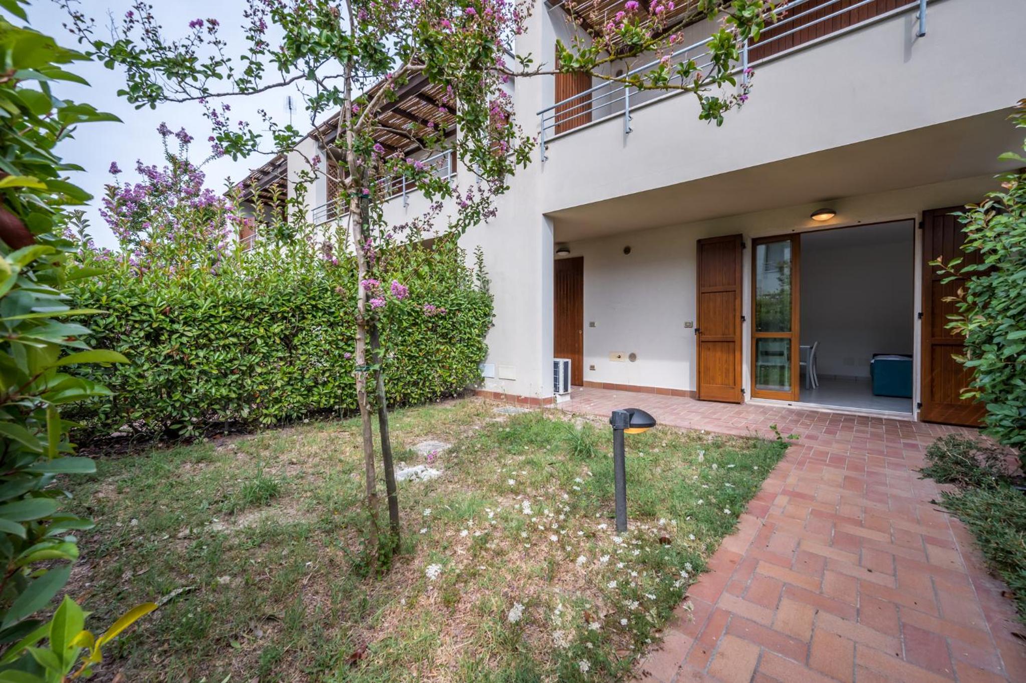 Apartment - Disability Access photo 2